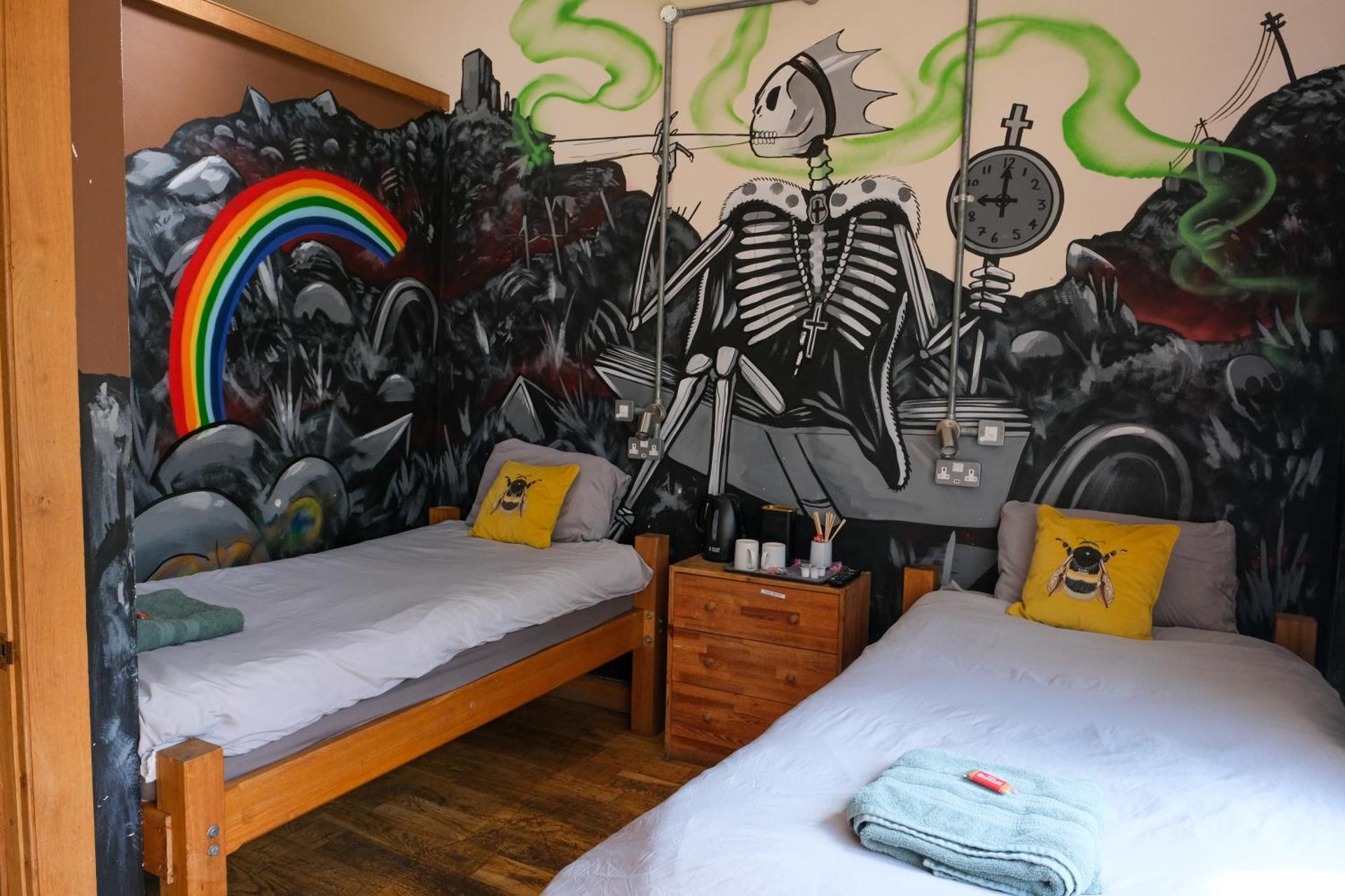 Twin Room with Private Bathroom