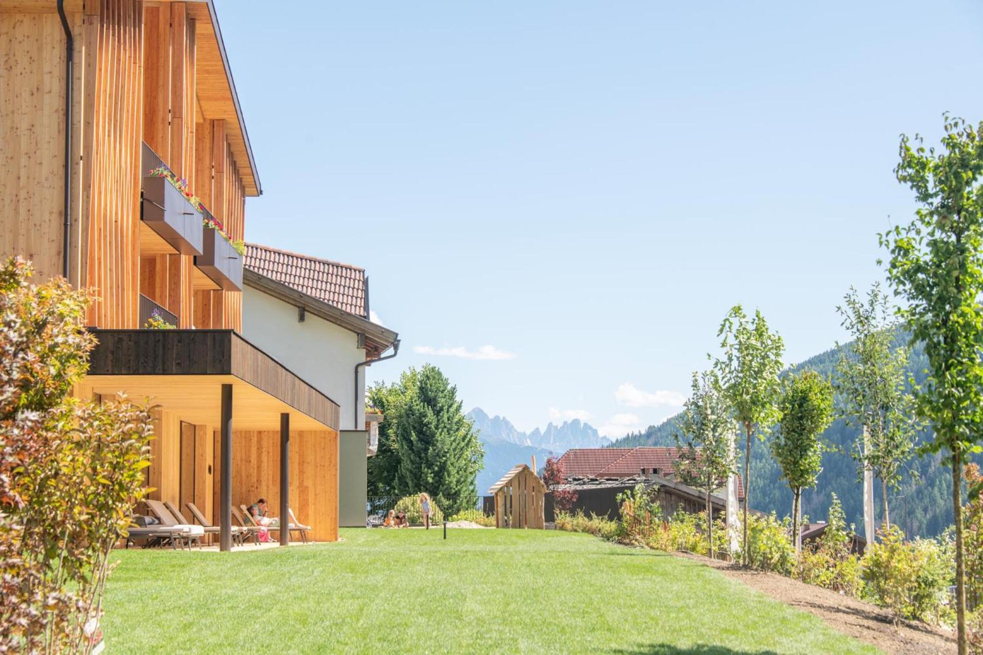 Linara Mountain Family Stay