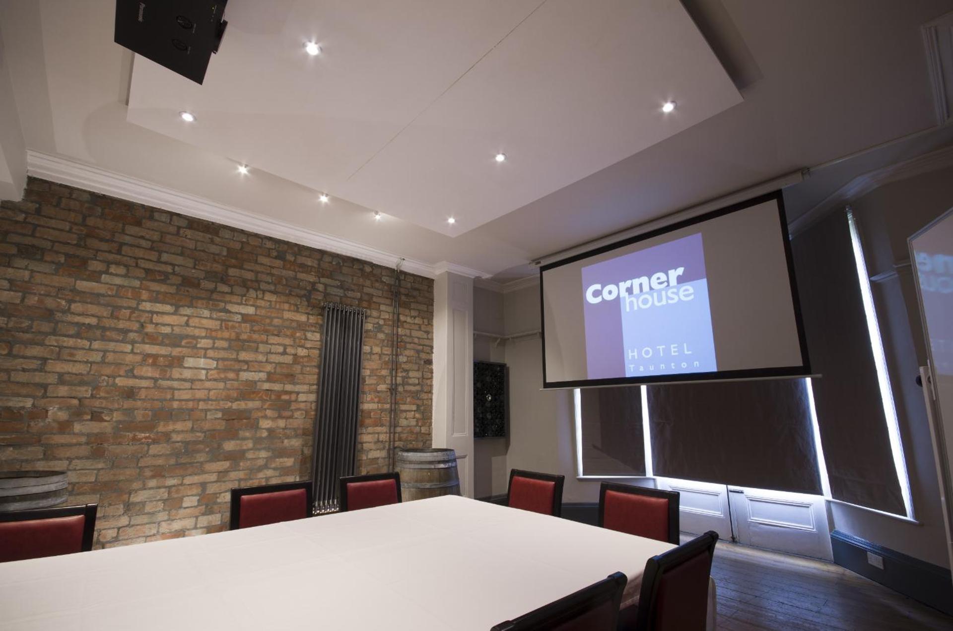 Meeting/conference room