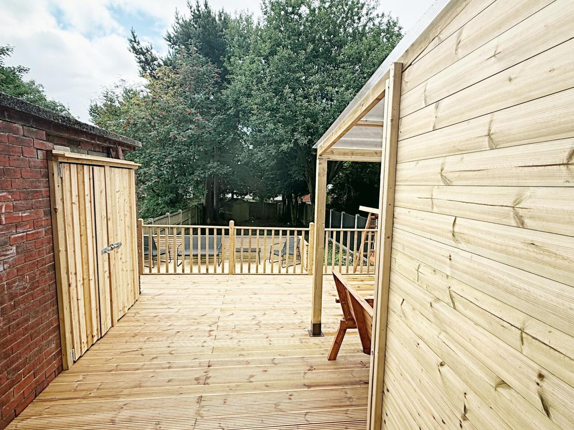 The Serene Stays Sleeps 6 with Garden