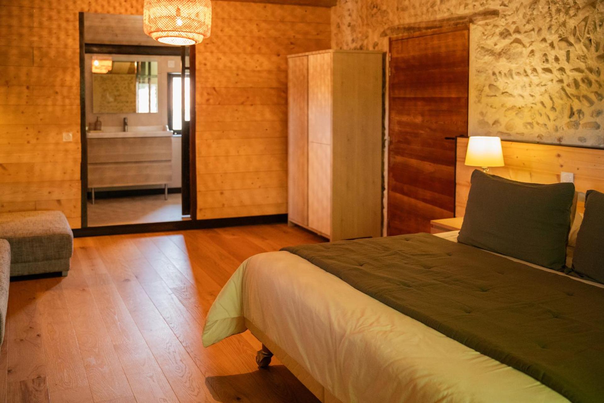 King Room with Garden View