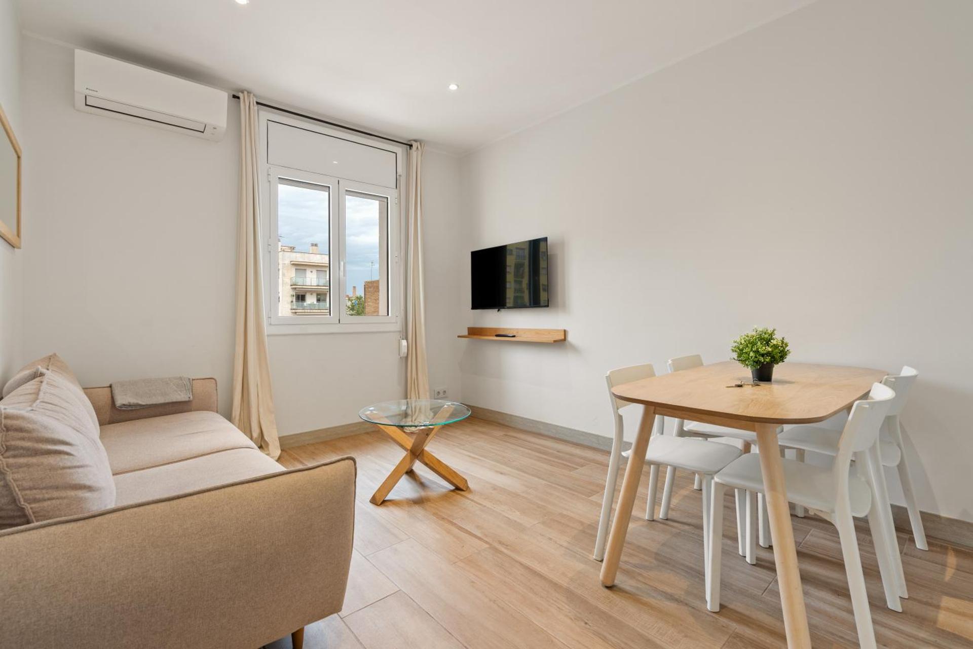 Flateli Espronceda 32