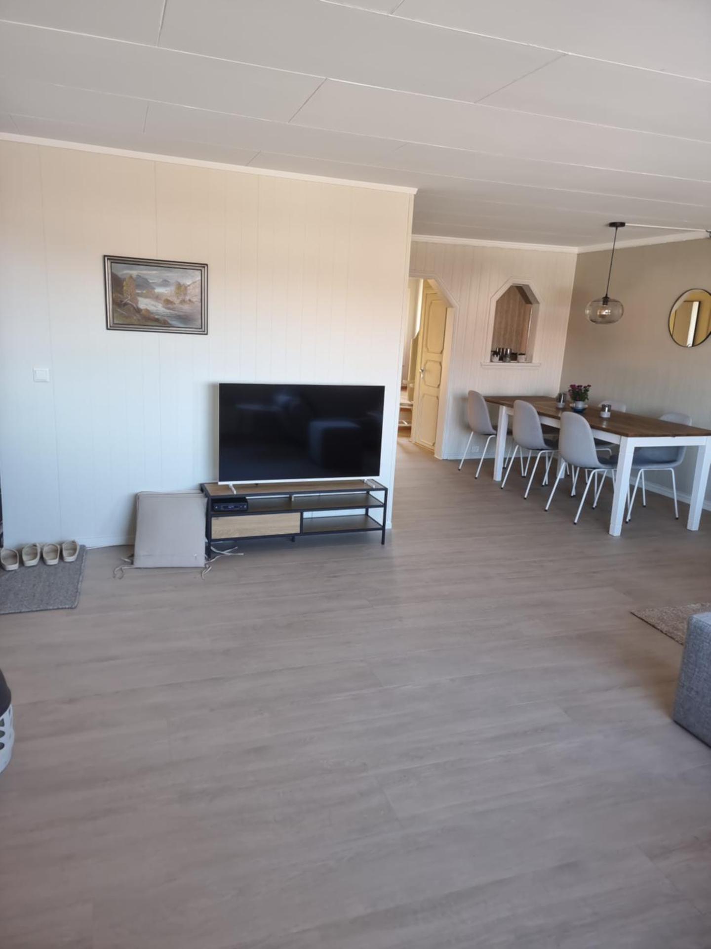 Koselig Feriehus ved Kirkenes sentrum