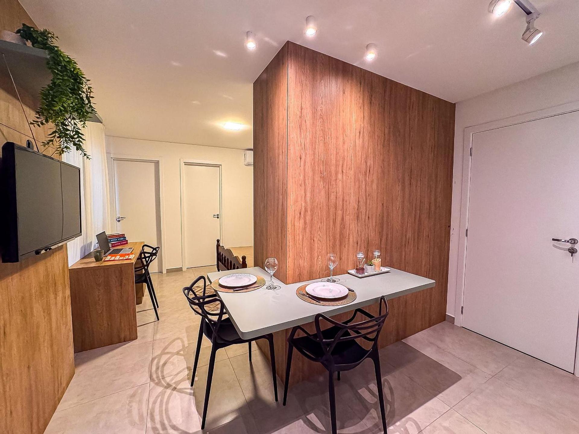 Apto perto da FIP, Stop Shop