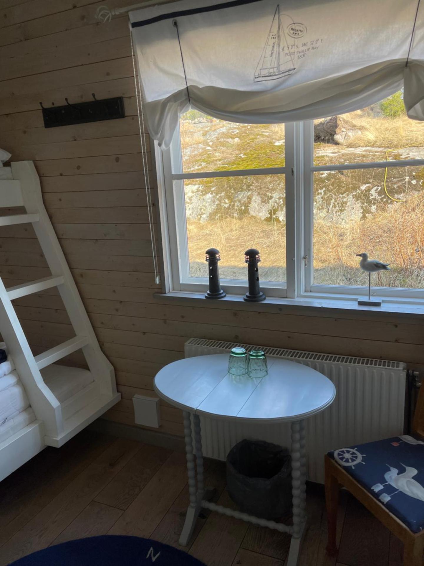 Economy Triple Room with Shared Bathroom