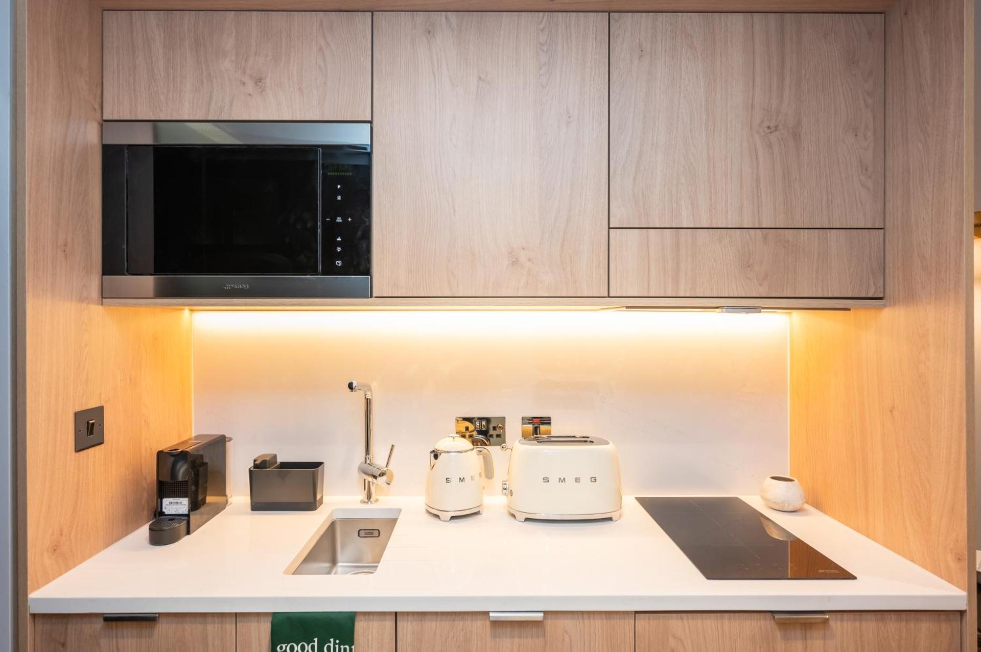 Kitchen or kitchenette