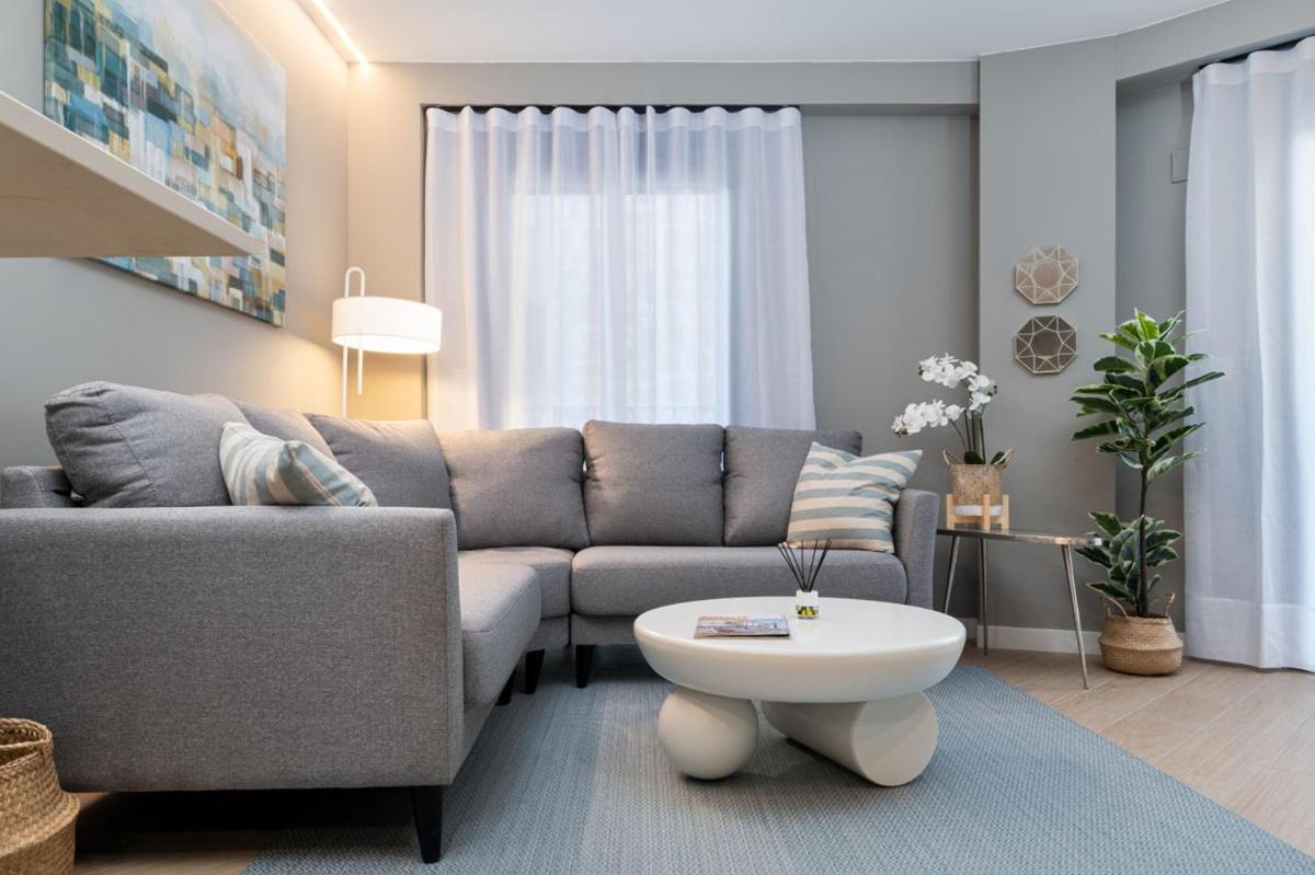 Apartamentos Torre del Reloj