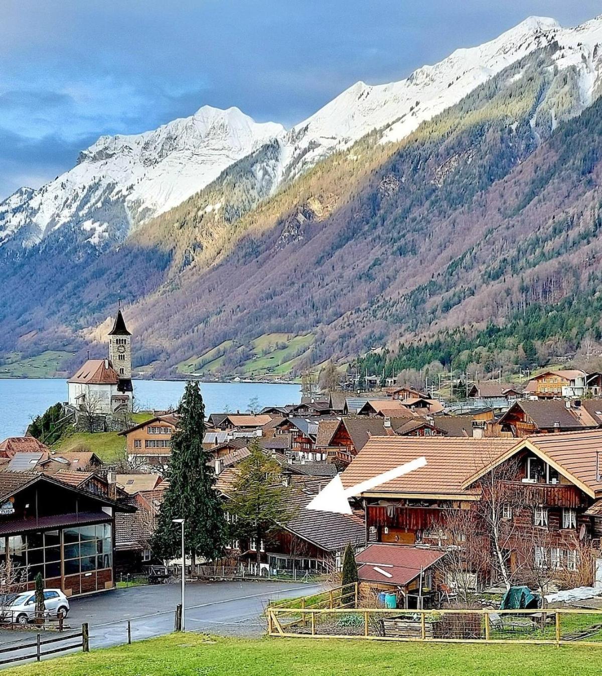 Lovely idyllic apartment close to the Lake