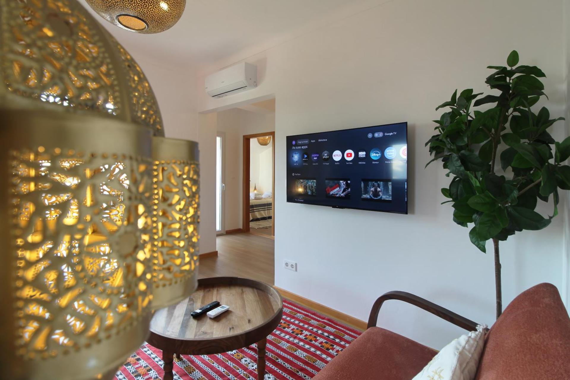 Communal lounge/ TV room