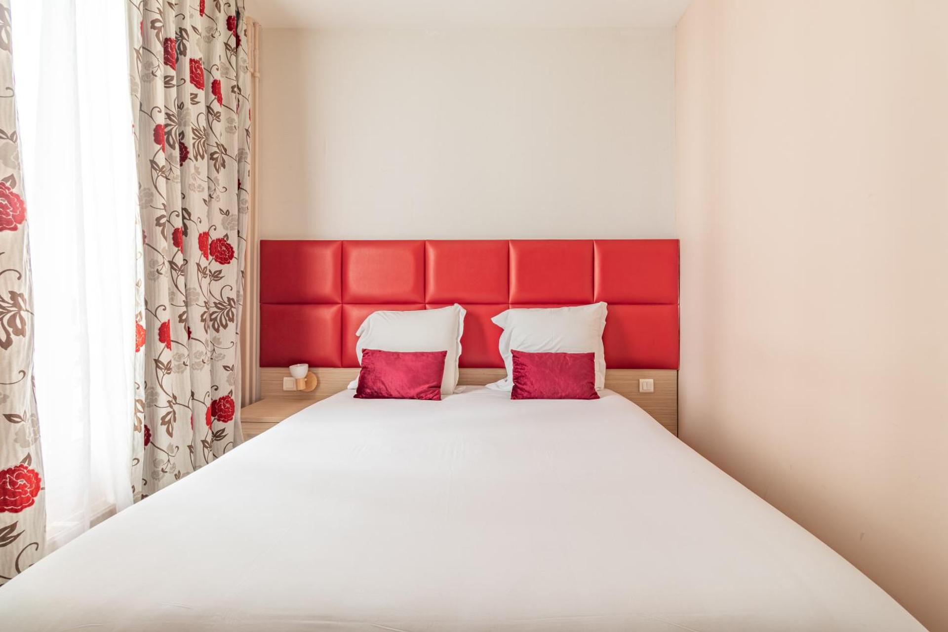 Hotel Riviera OPERA Cadet