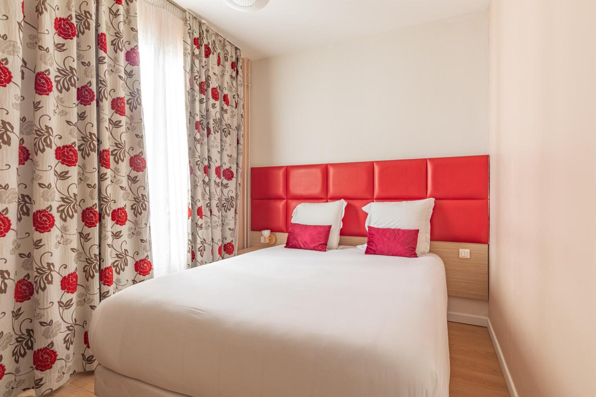 Hotel Riviera OPERA Cadet