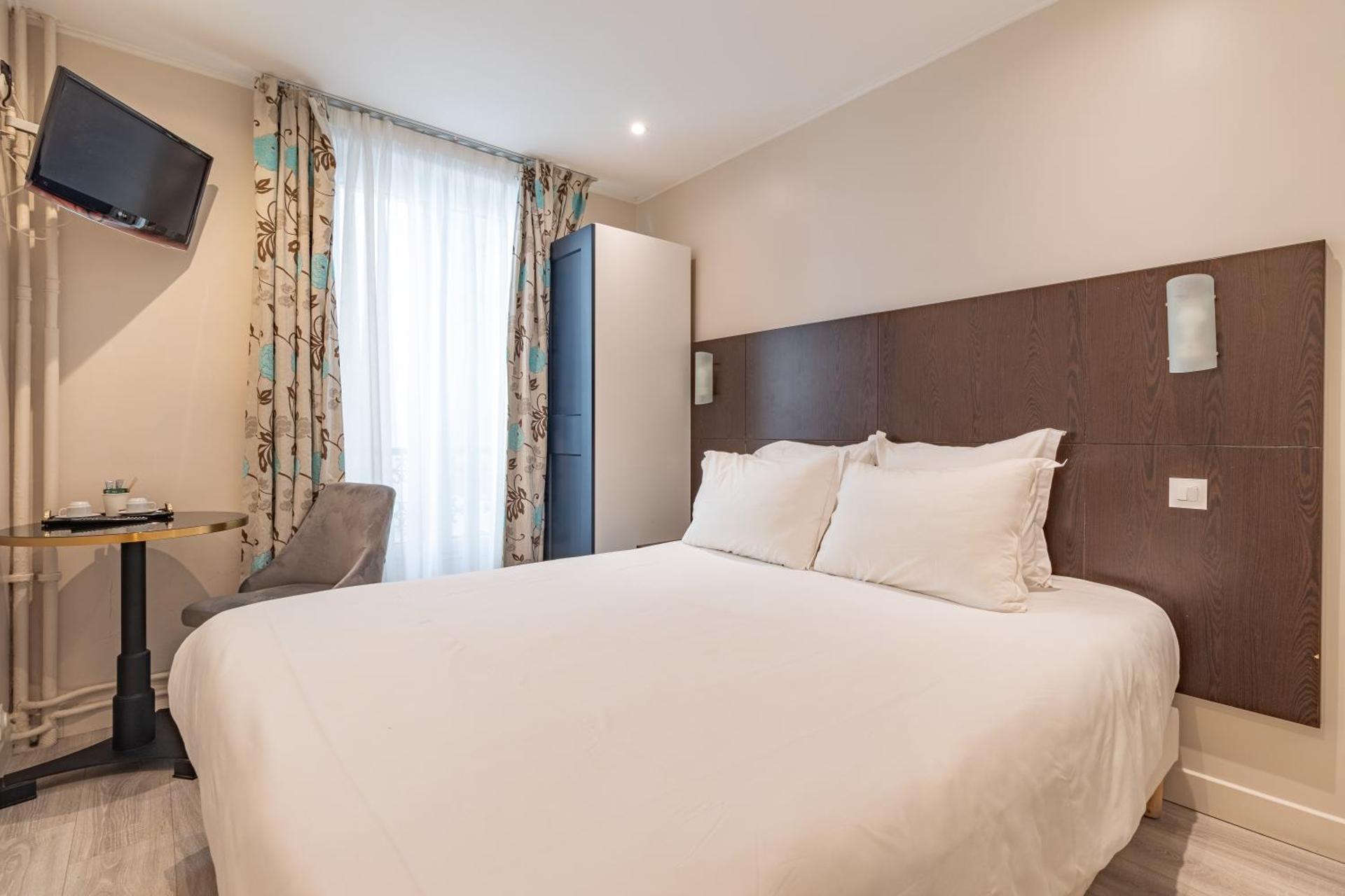 Hotel Riviera OPERA Cadet