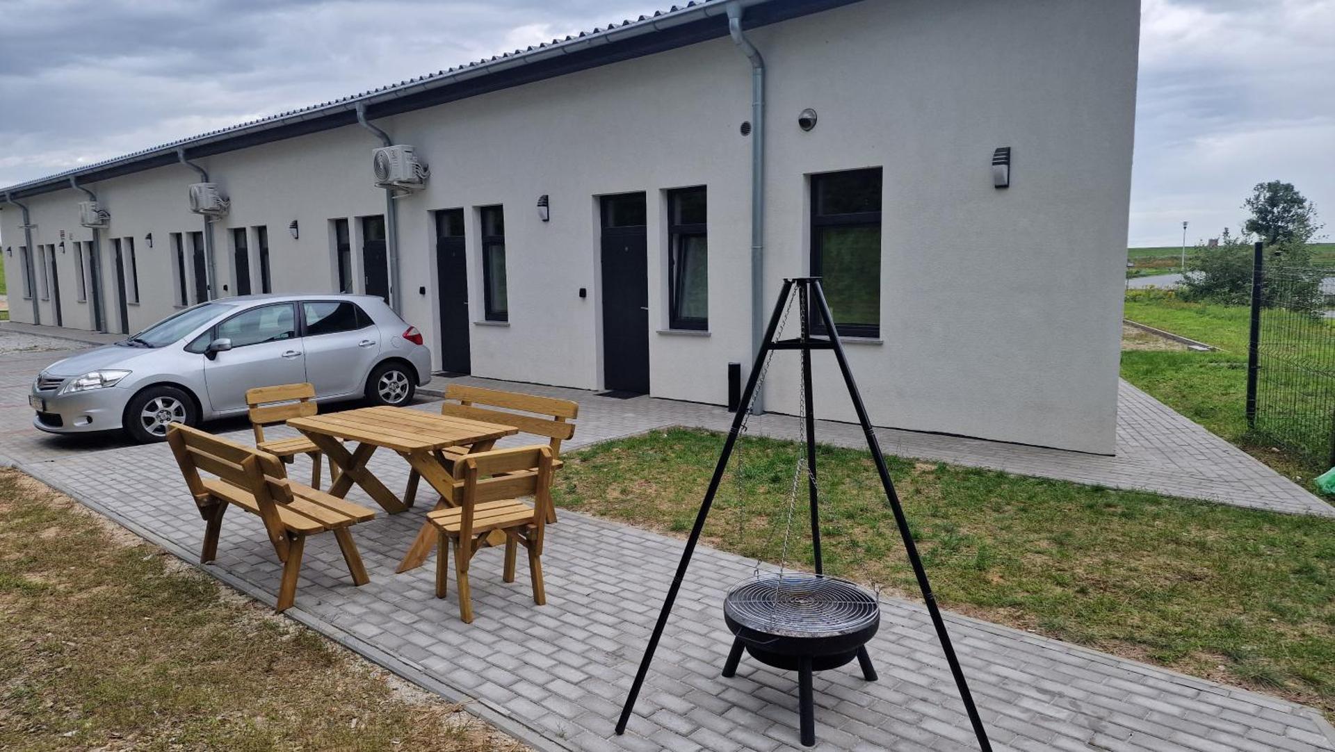 Słoneczne pokoje nad jeziorem Nyskim