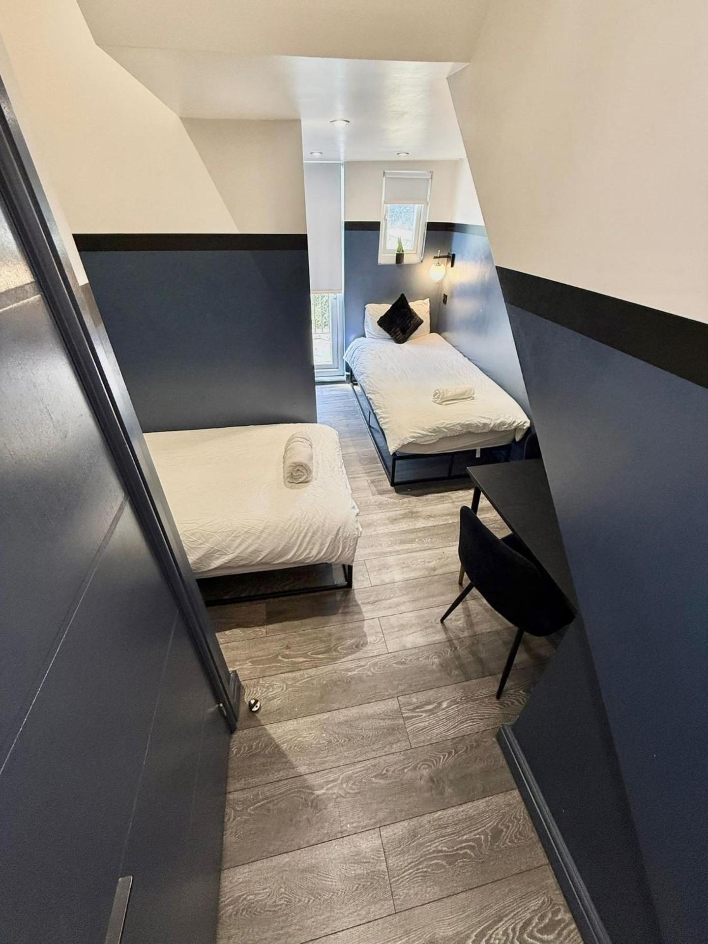 The Alfred House - Rooms & Stays