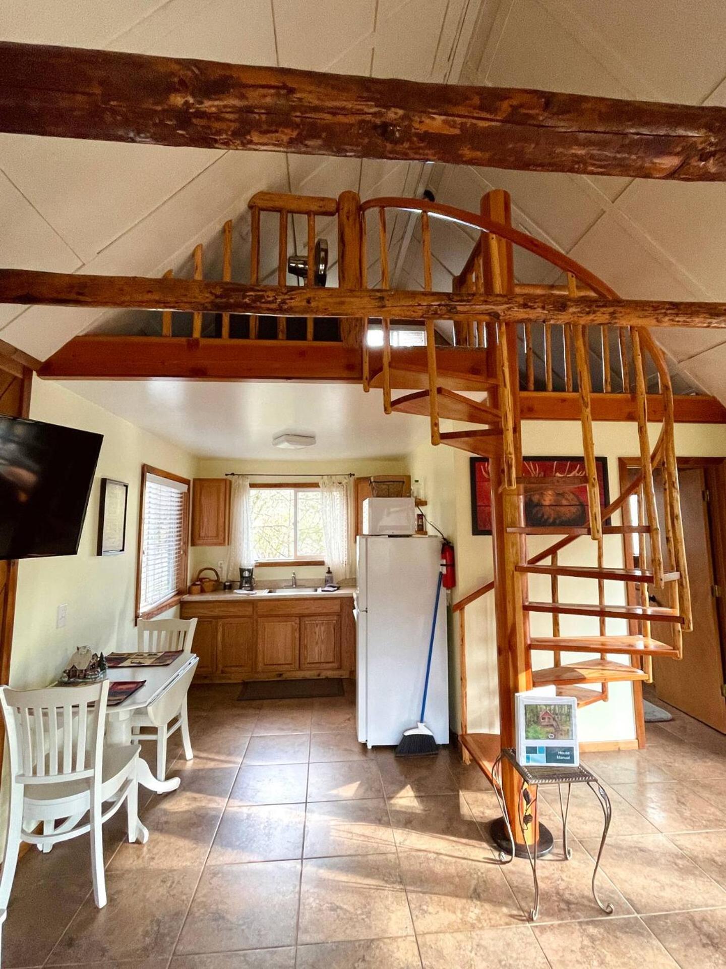 Mt Rainier Little Red Cabin