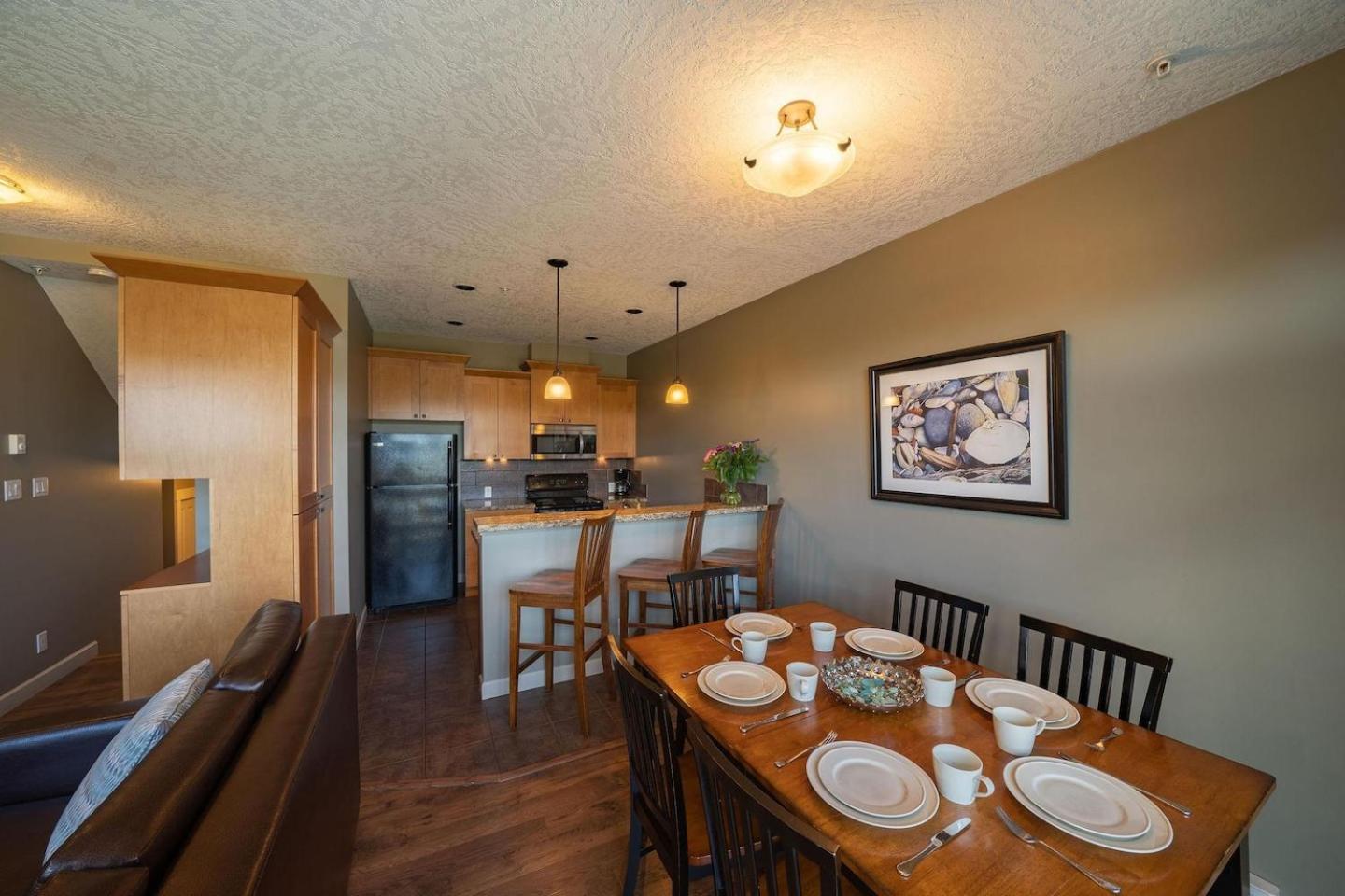 Sooke Harbour Resort & Marina