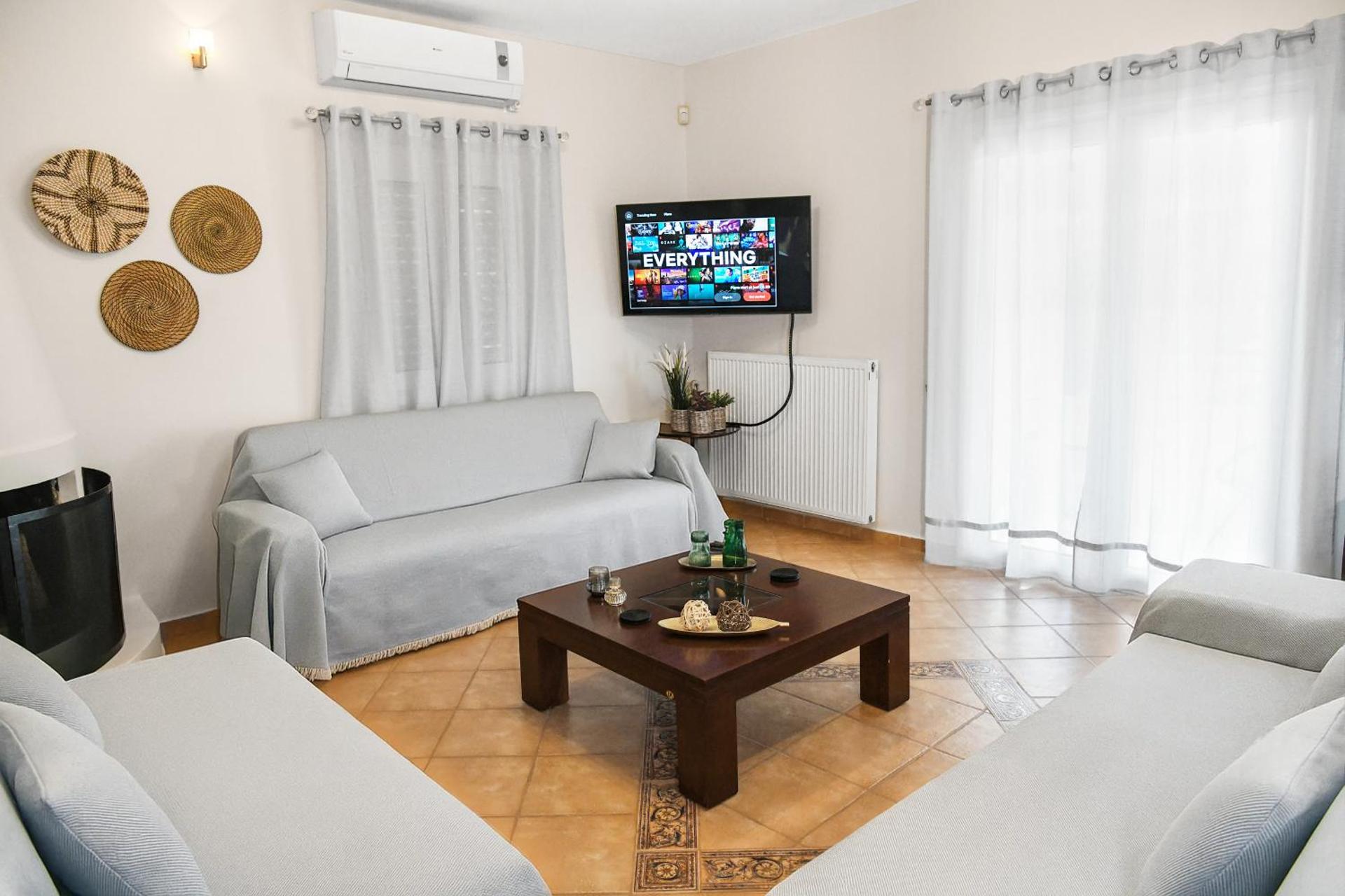 Corinthian Green Villa