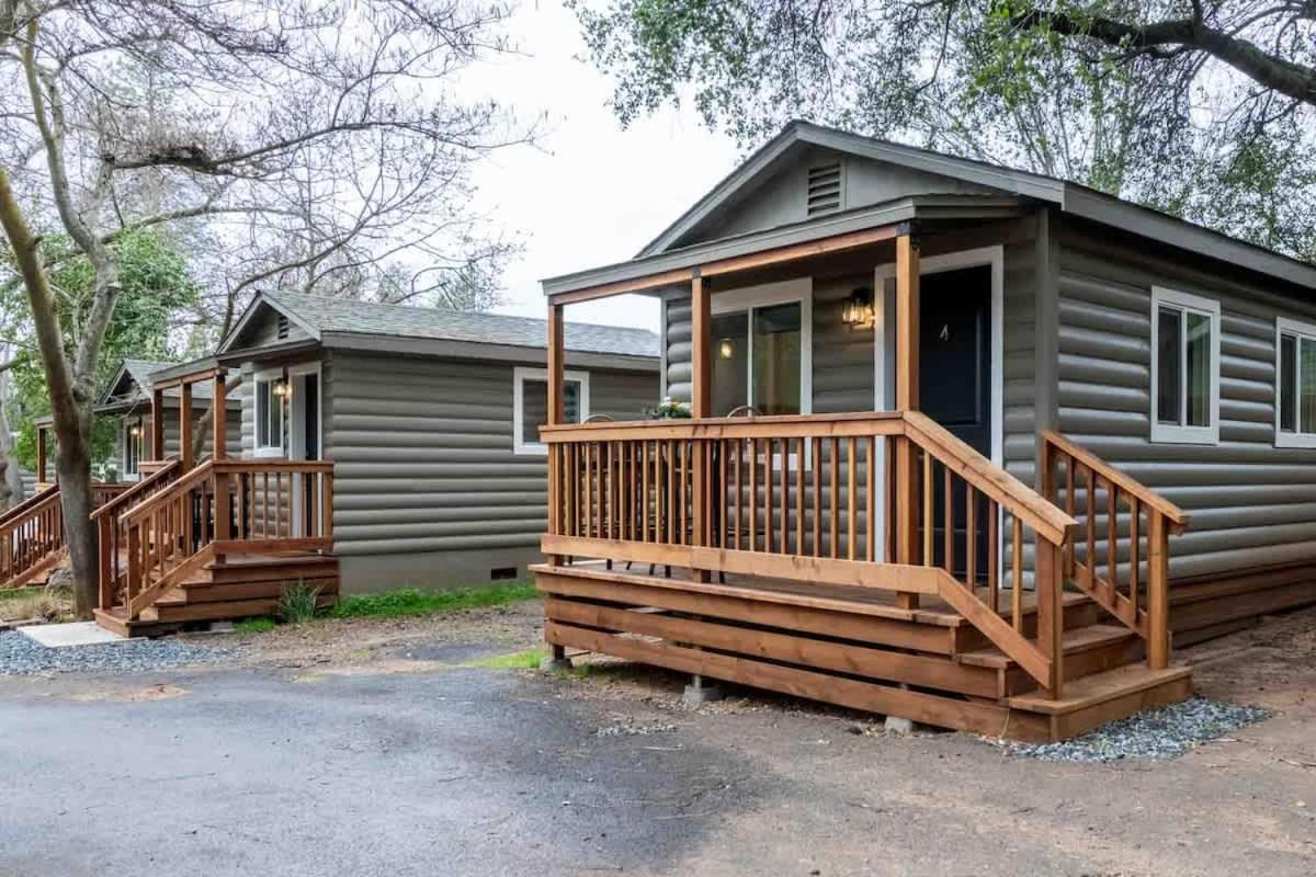 Columbia Cabins Cabin 4