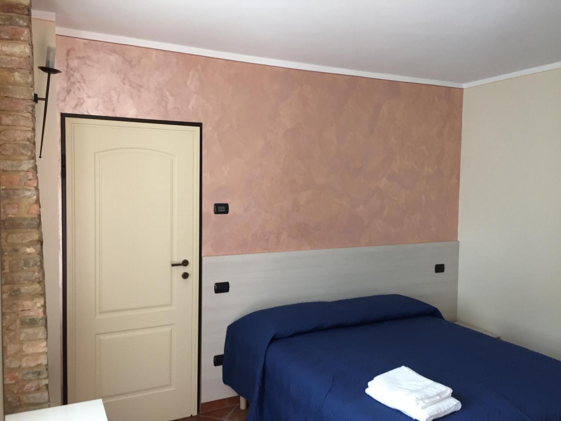 Double or Twin Room with Private Bathroom