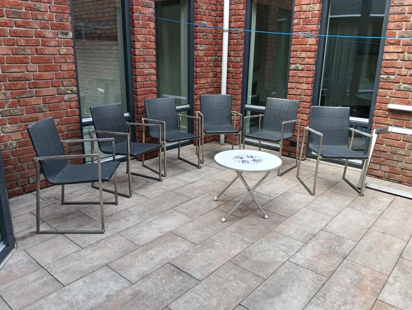 Kamers, strand Nijstad