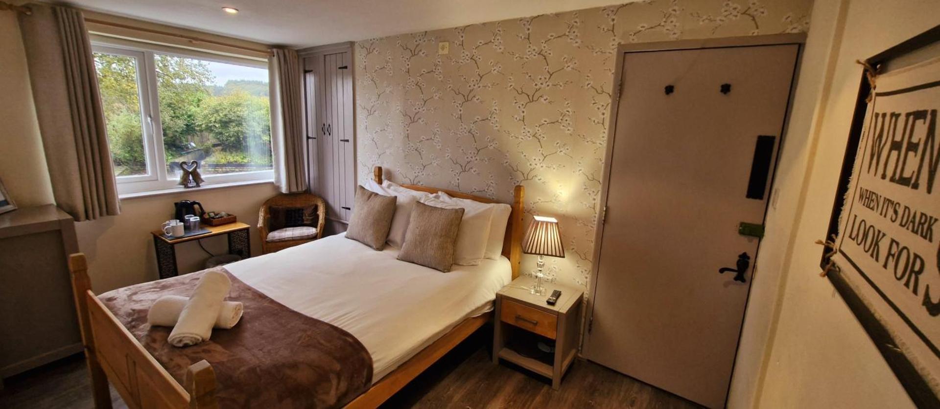 The Strawbury Duck Inn