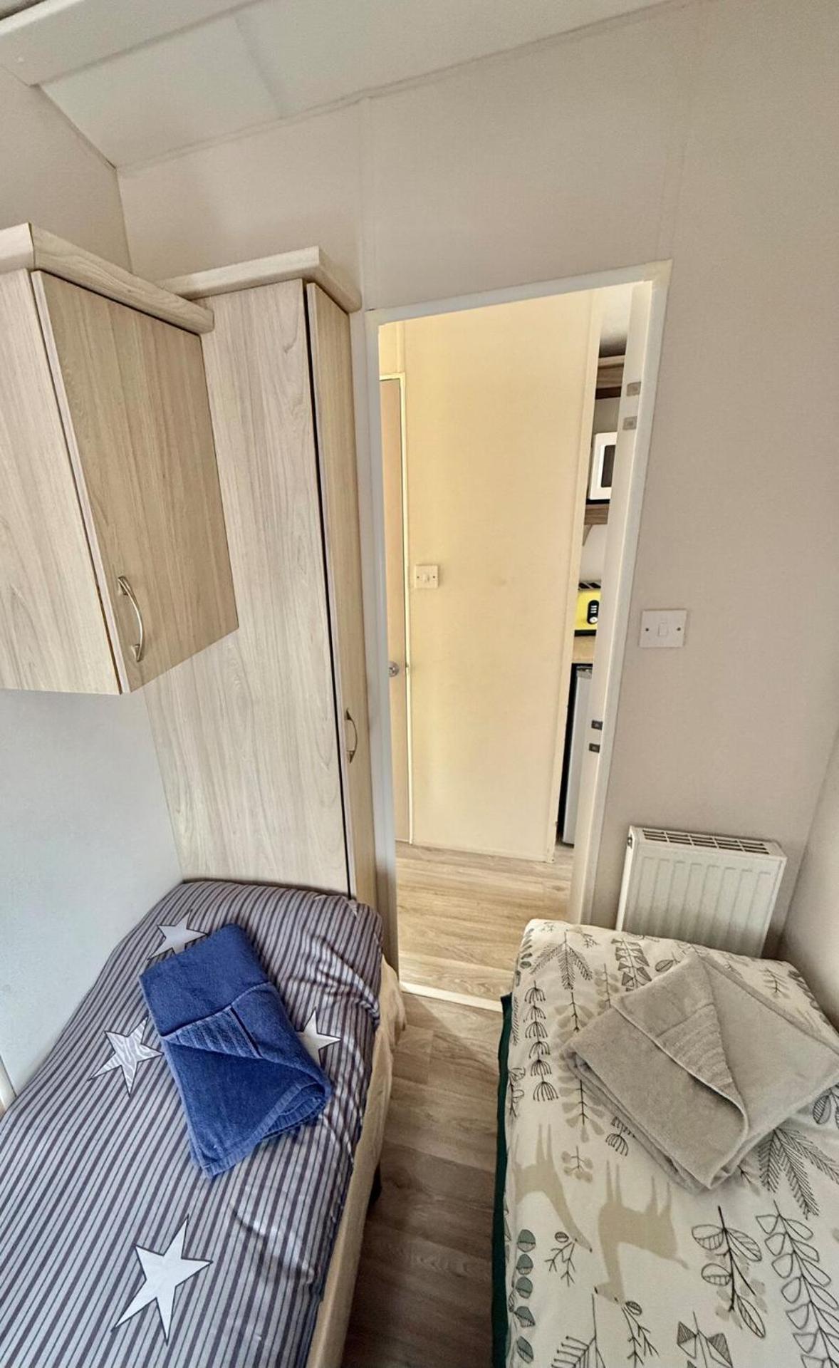 Four-bed Delta Caravan, Uddingston, Glasgow Located in Uddingston, Glasgow at Maryville Caravan Site