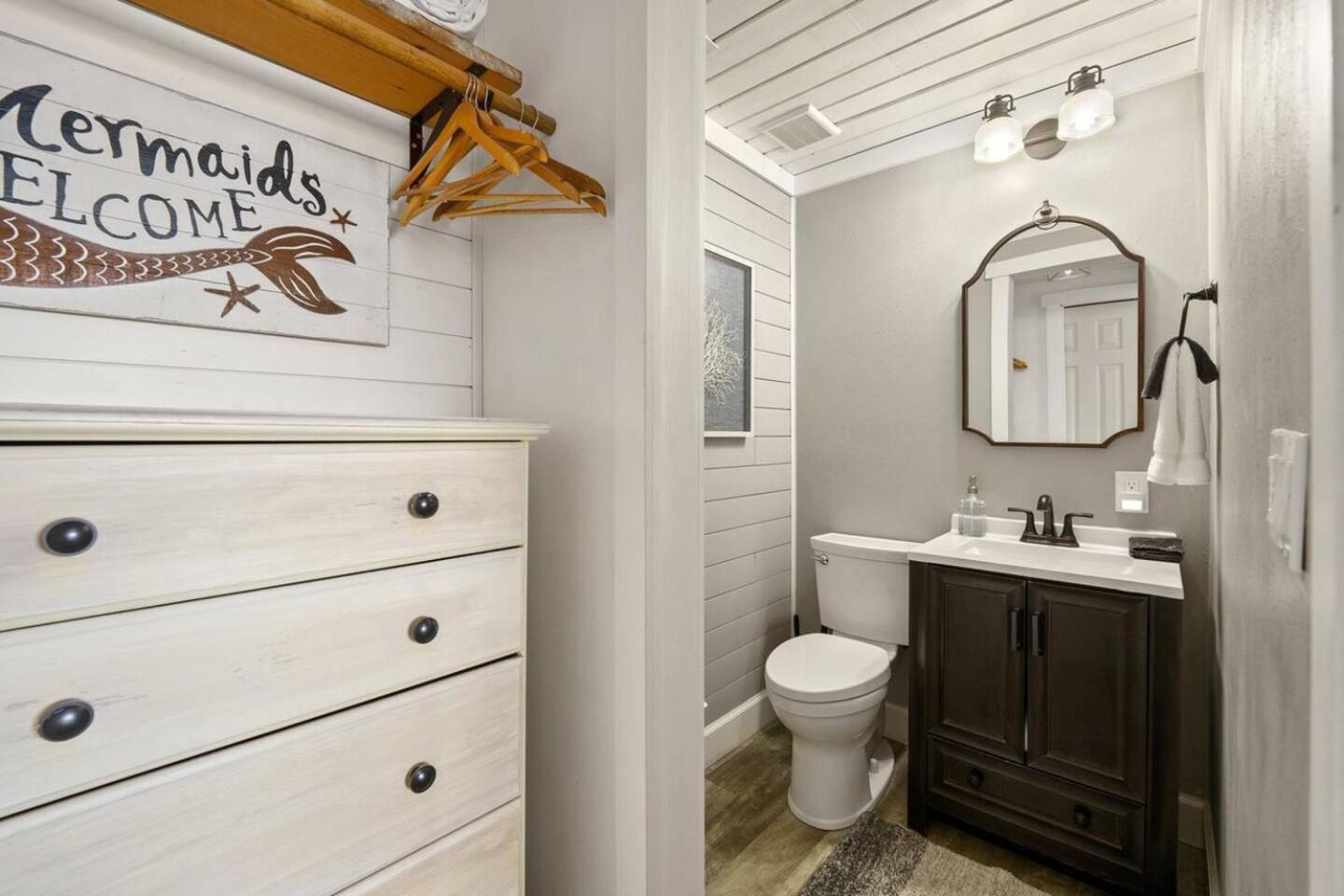 Tide Pool Town Home, Entire House, Amazing Views!