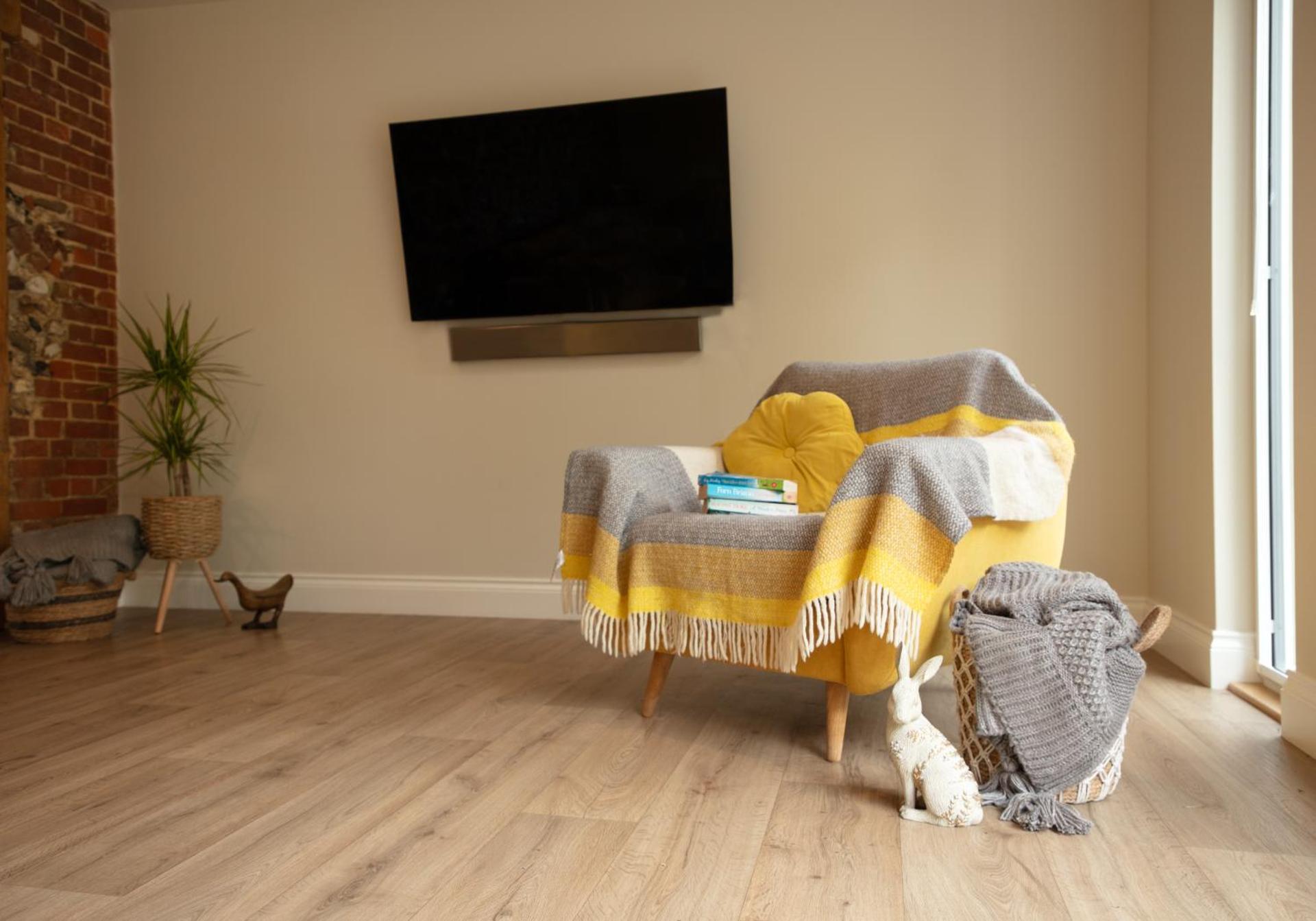 City to Country Retreat Luxury Cottage with Hot Tub