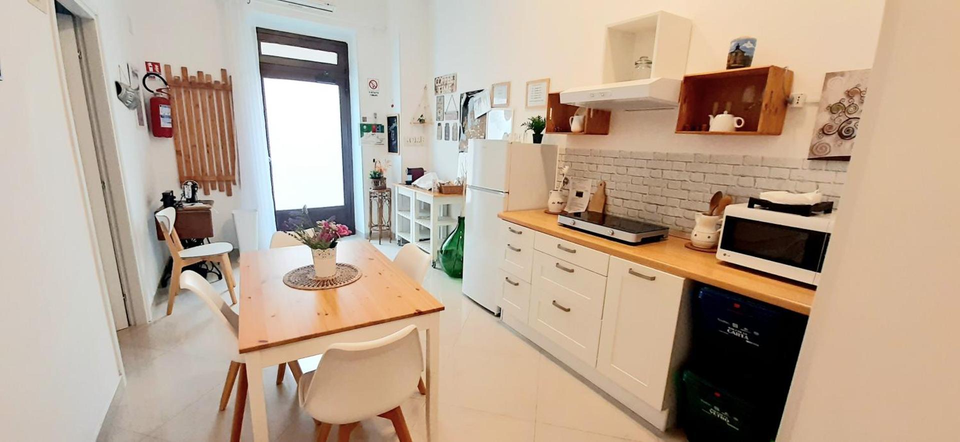 Coffee/tea facilities