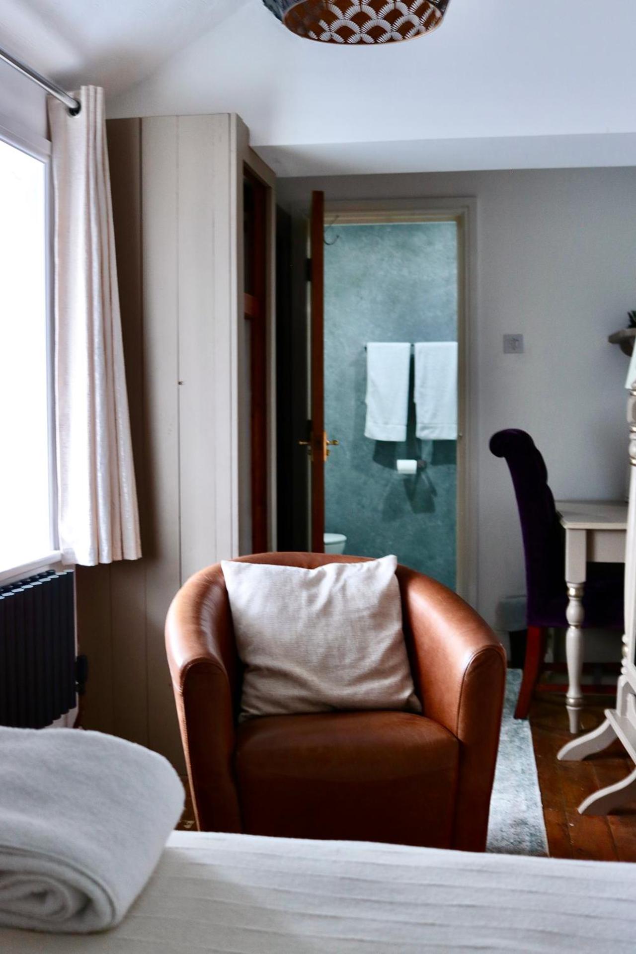 Blackstone Tavern at The Moorcock Inn