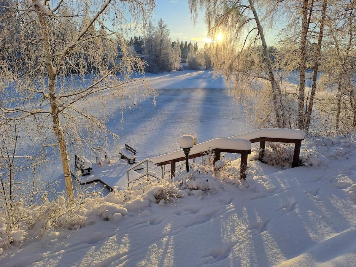 Lovely riverside cottage close to Tampere