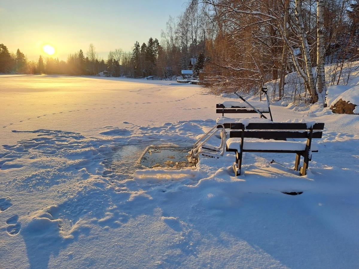 Lovely riverside cottage close to Tampere