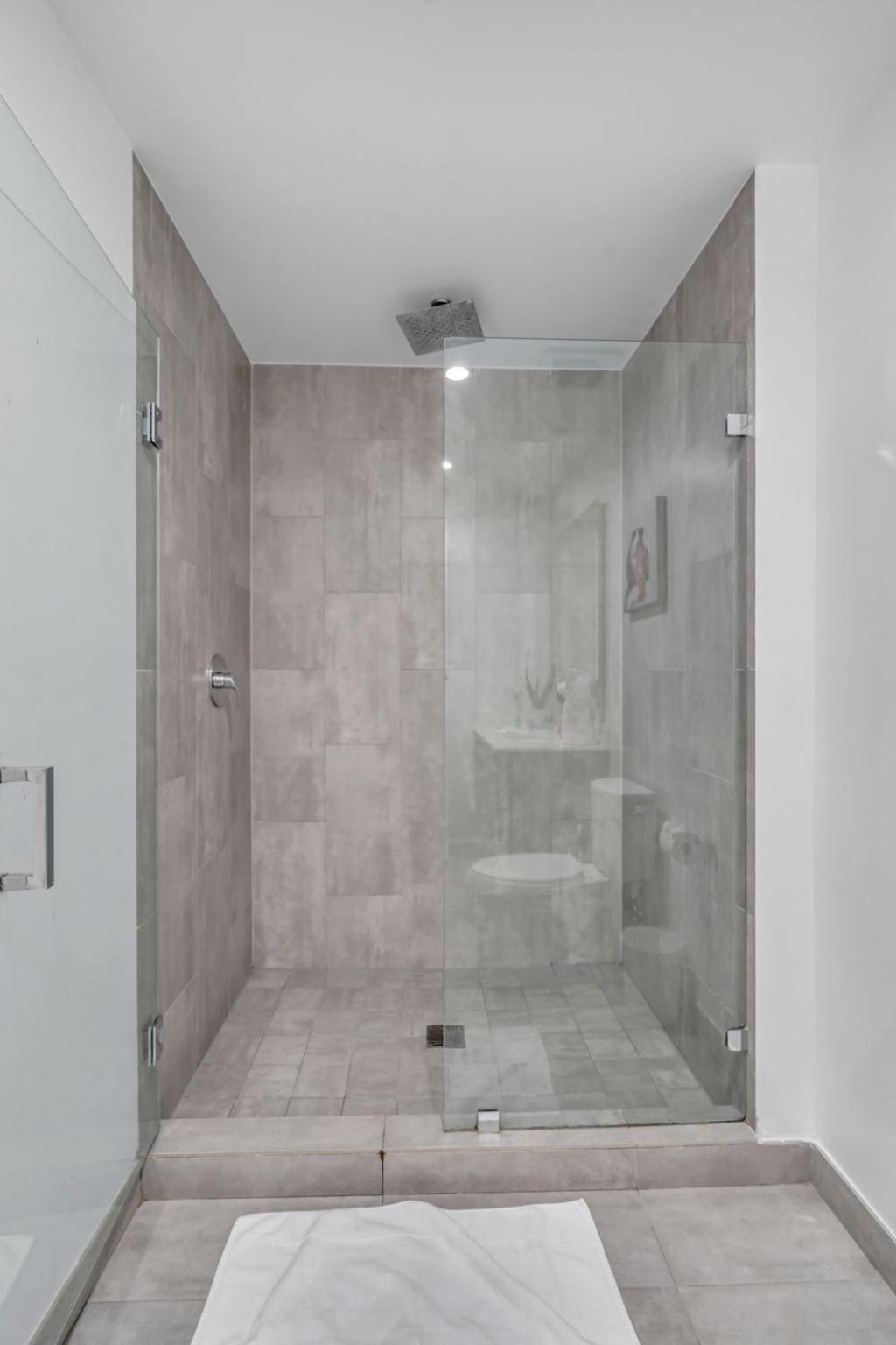 2 Bed Best Views in Downtown and Brickell