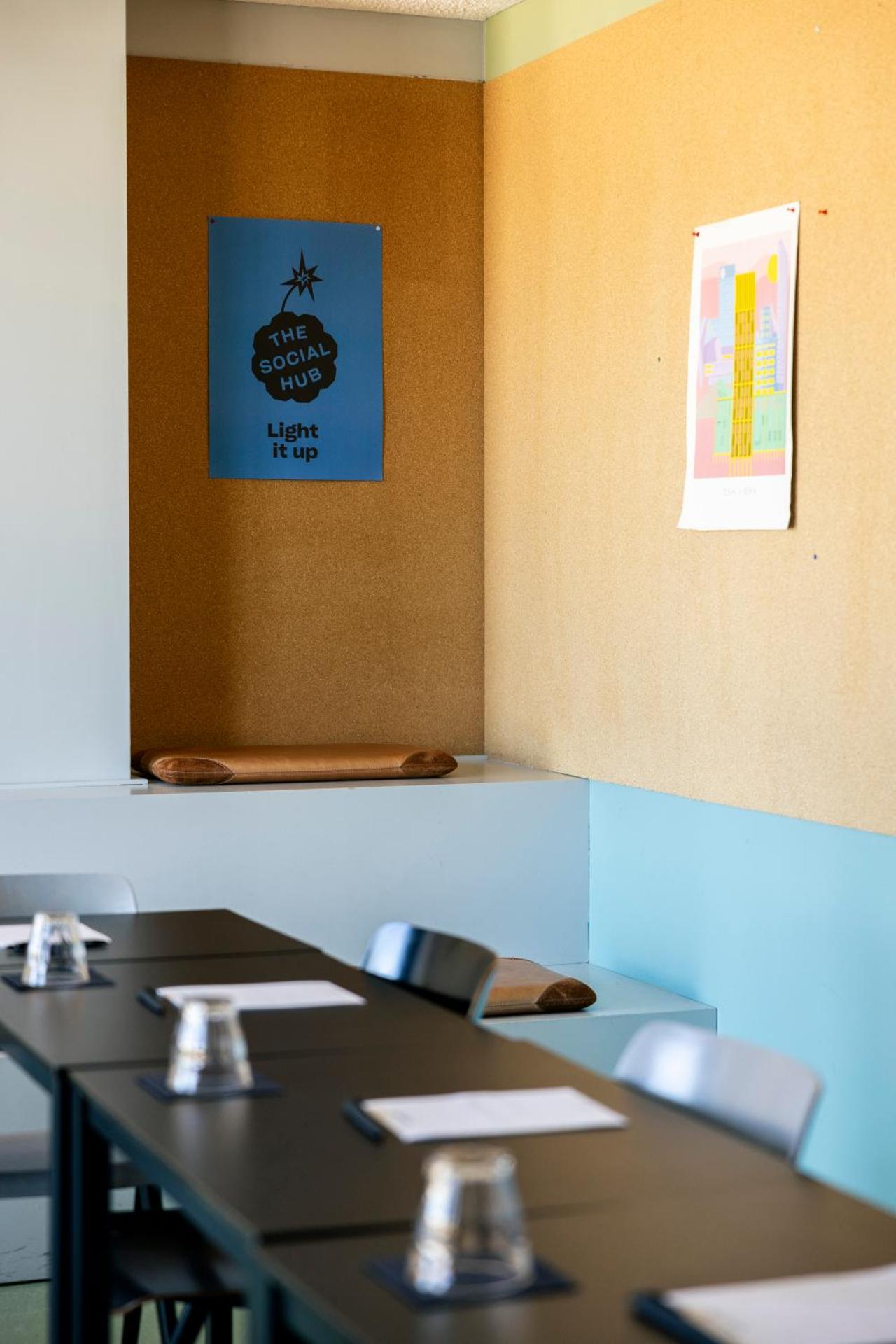 Meeting/conference room