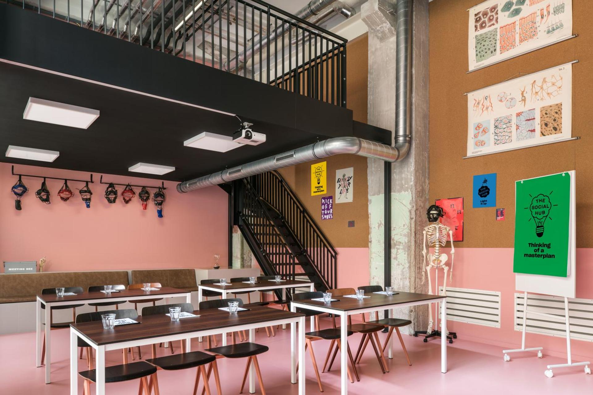 Meeting/conference room