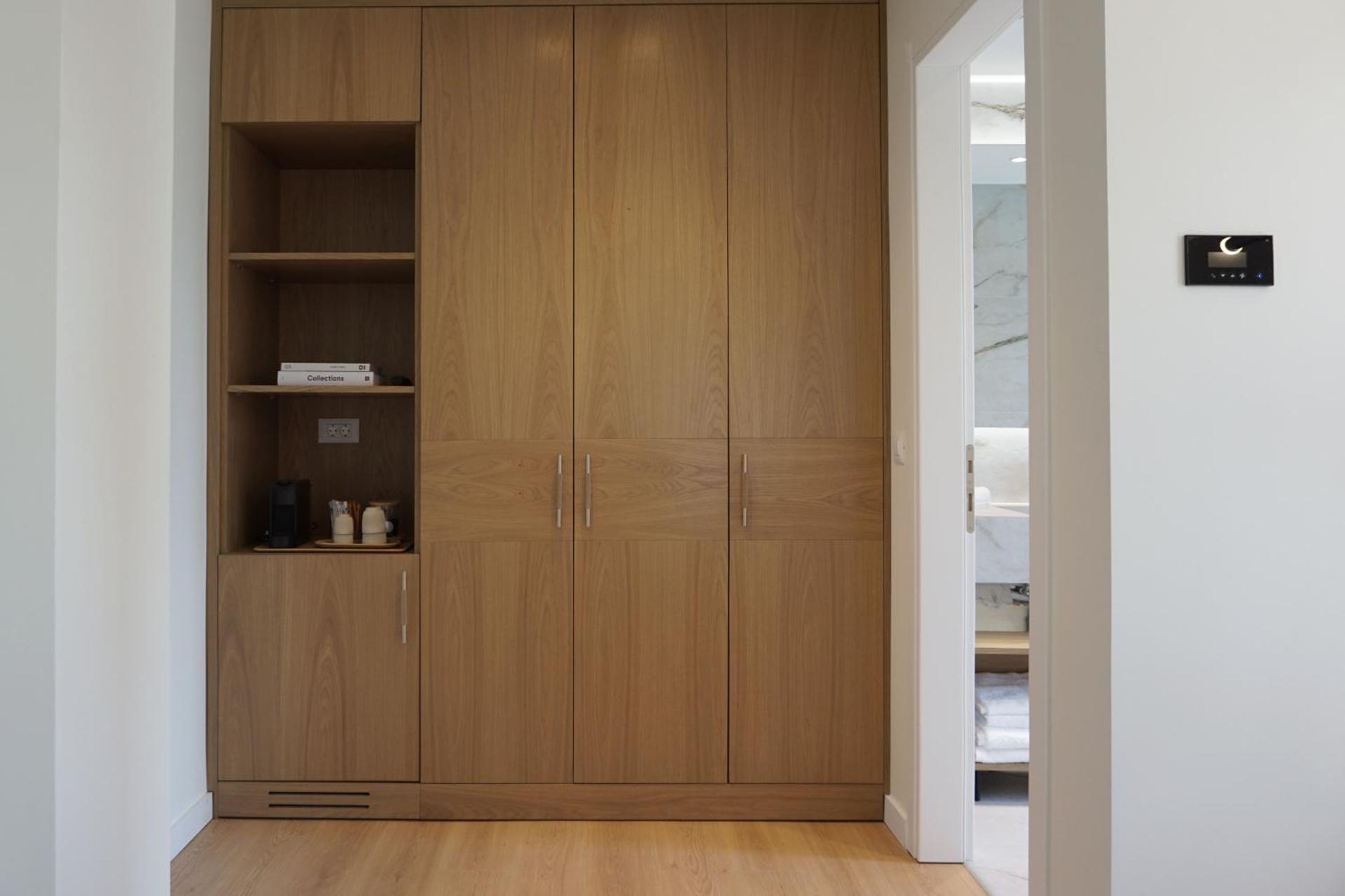 Luxury White Tower Suites