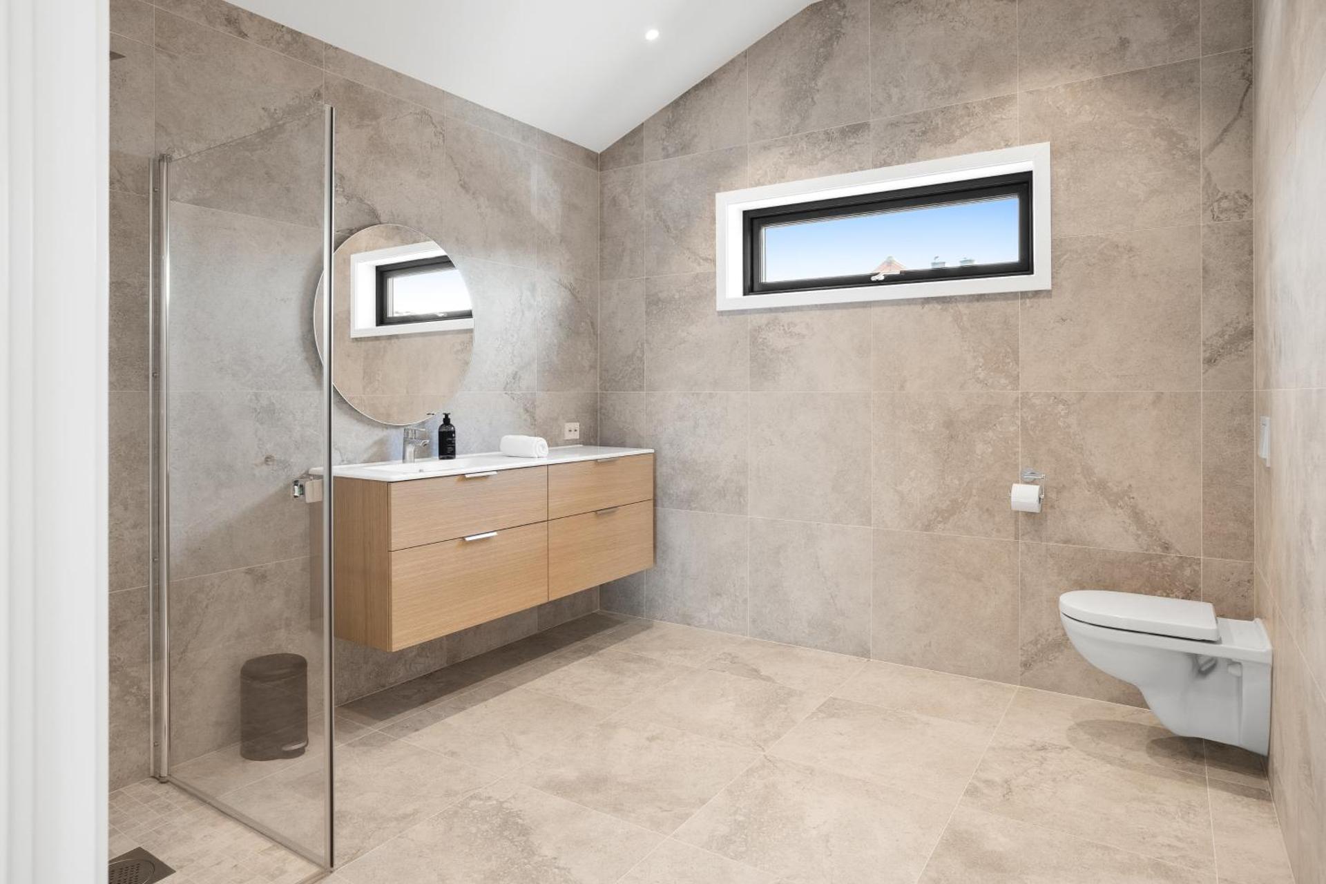 Waterfront House with Hot Tub