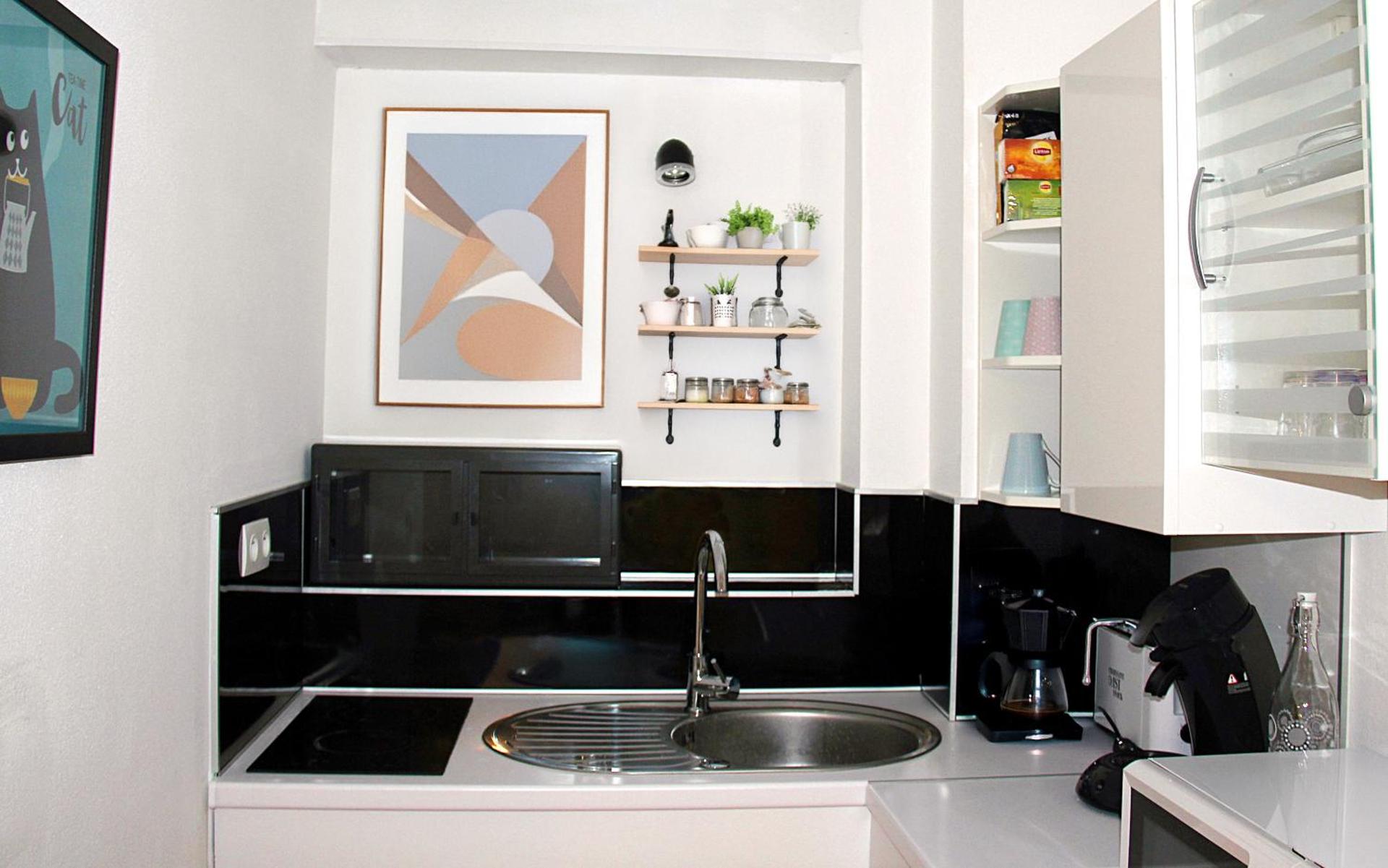 Coffee/tea facilities