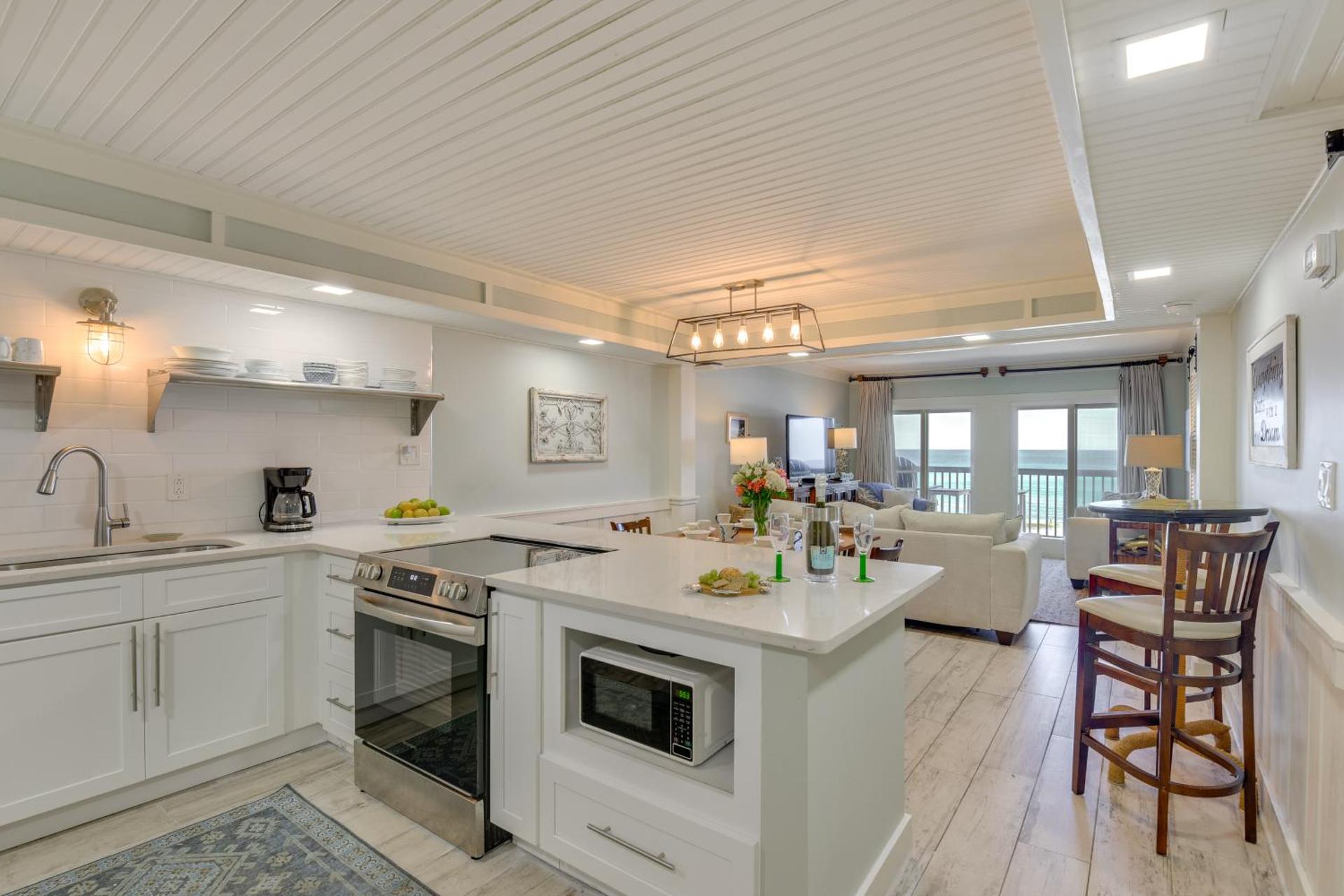 Oceanfront PCB Condo with Beach Access and 2 Pools