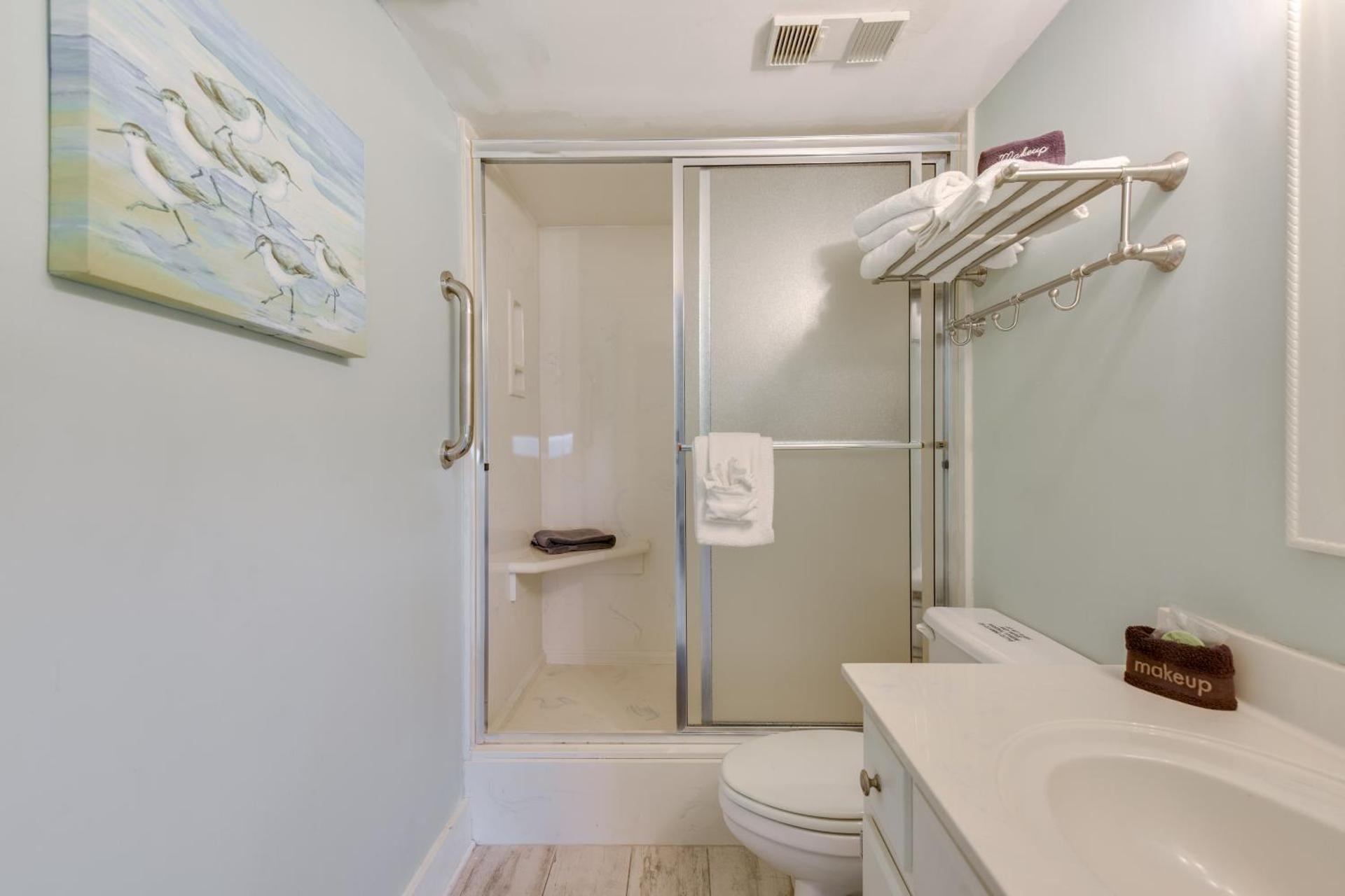 Oceanfront PCB Condo with Beach Access and 2 Pools