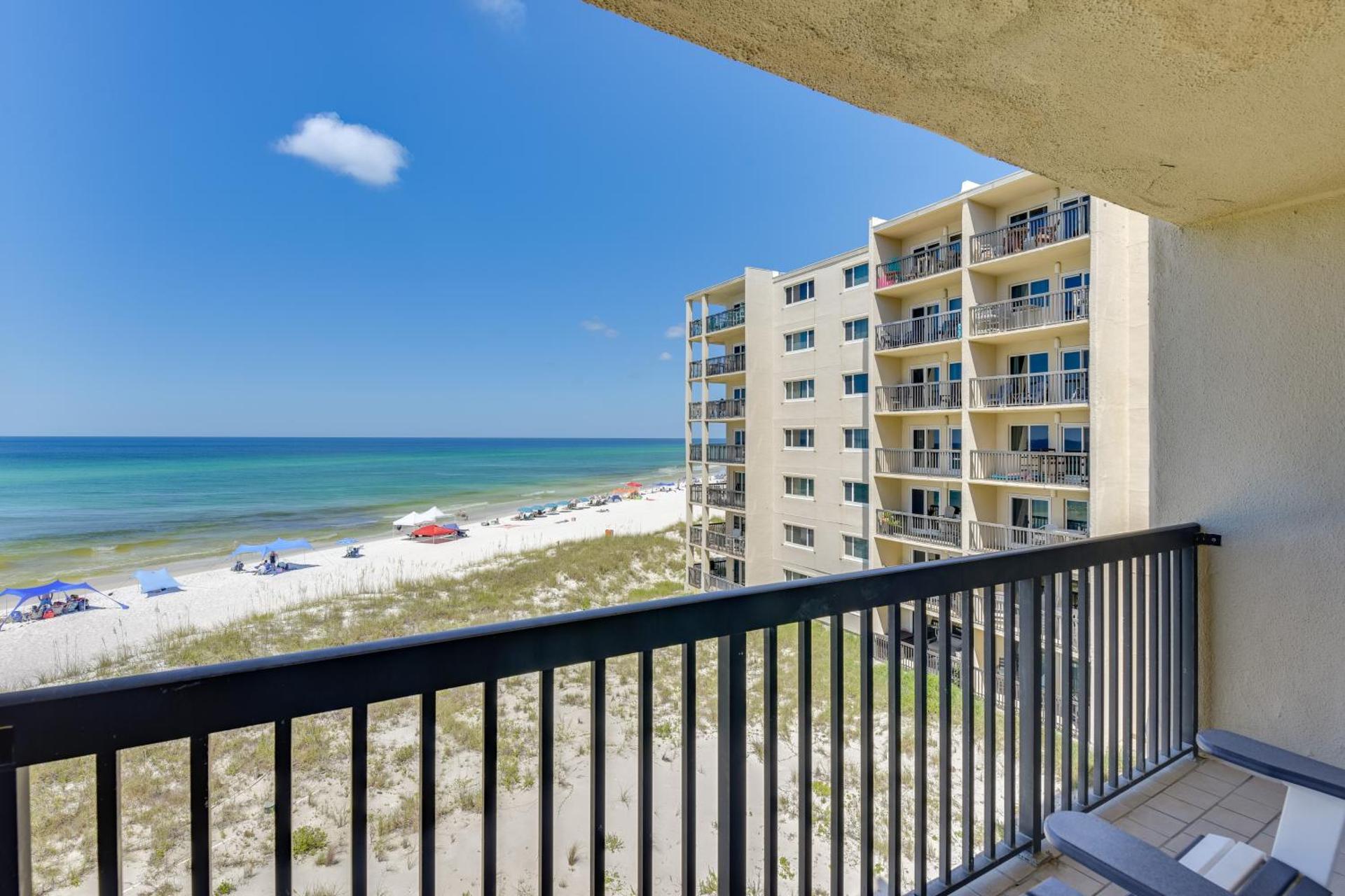 Oceanfront PCB Condo with Beach Access and 2 Pools