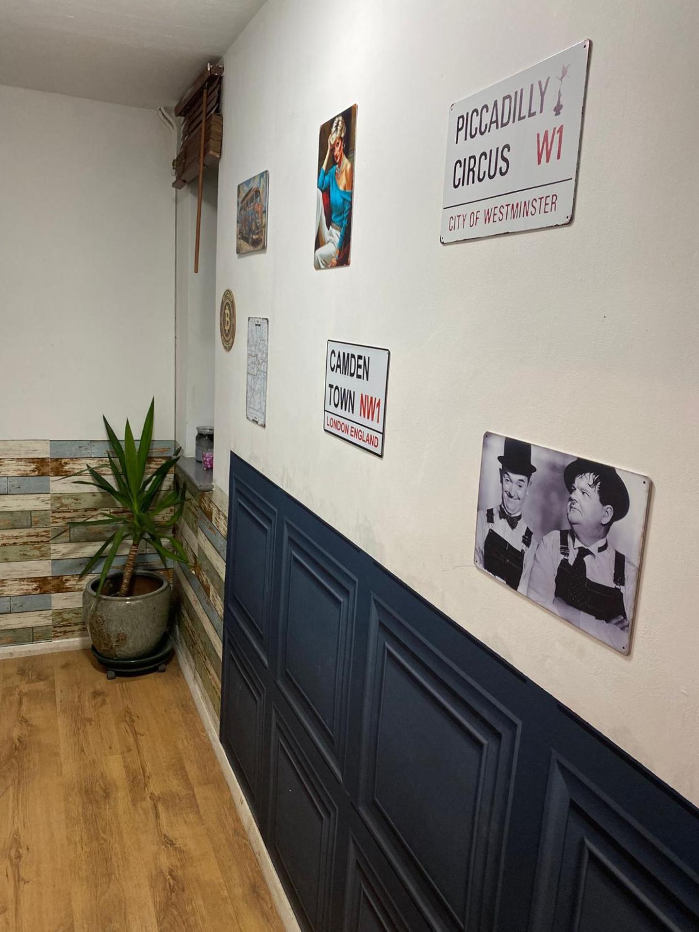 Heathrow Platform Rooms