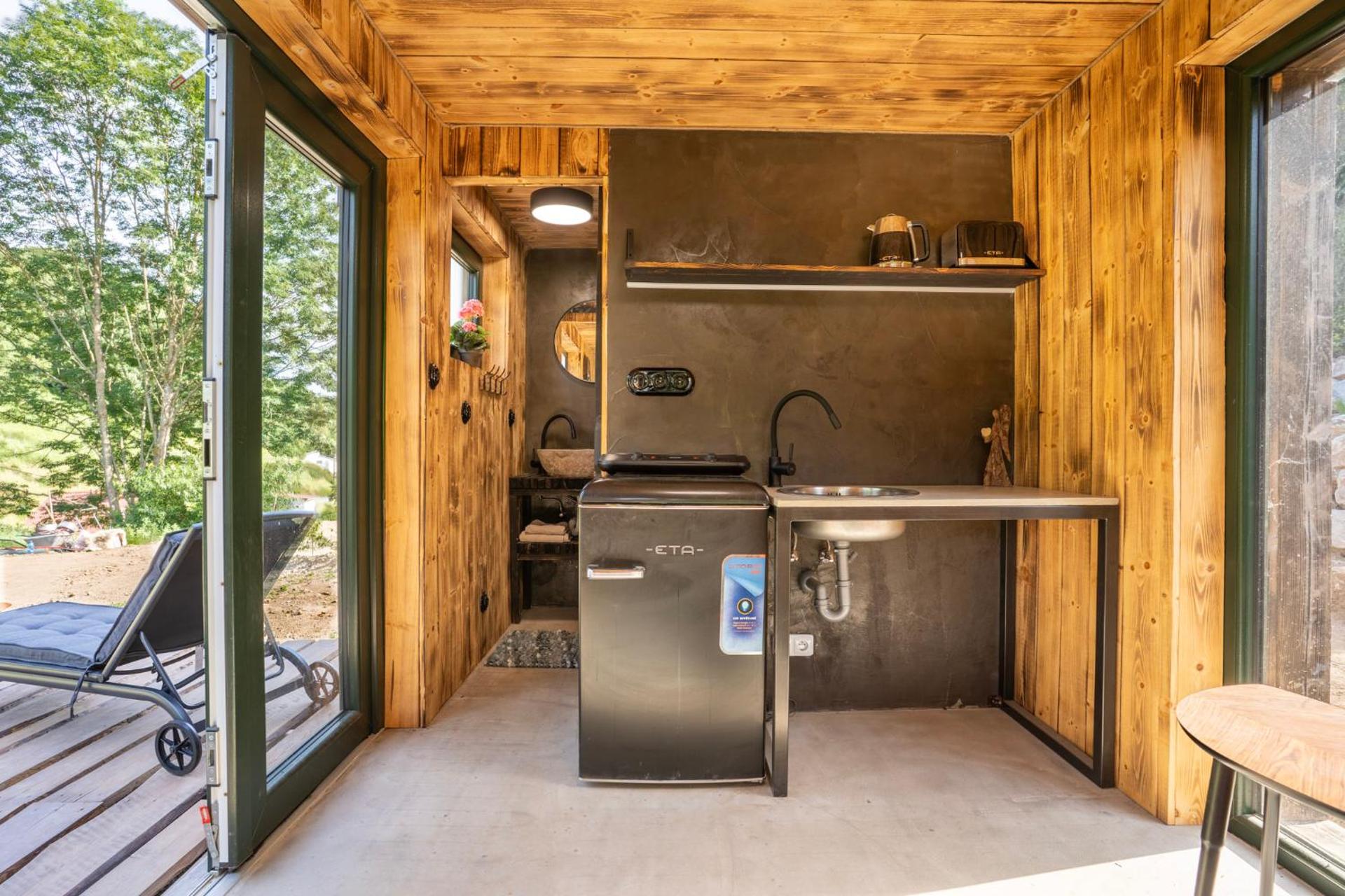 New glamping house in Giant Mountains