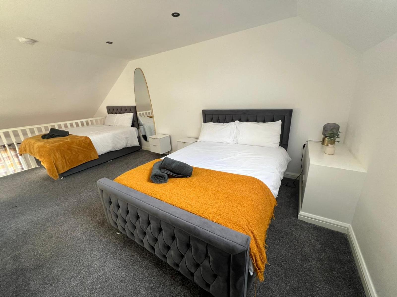 Stylish Cozy 5-Apartments - Birmingham Central