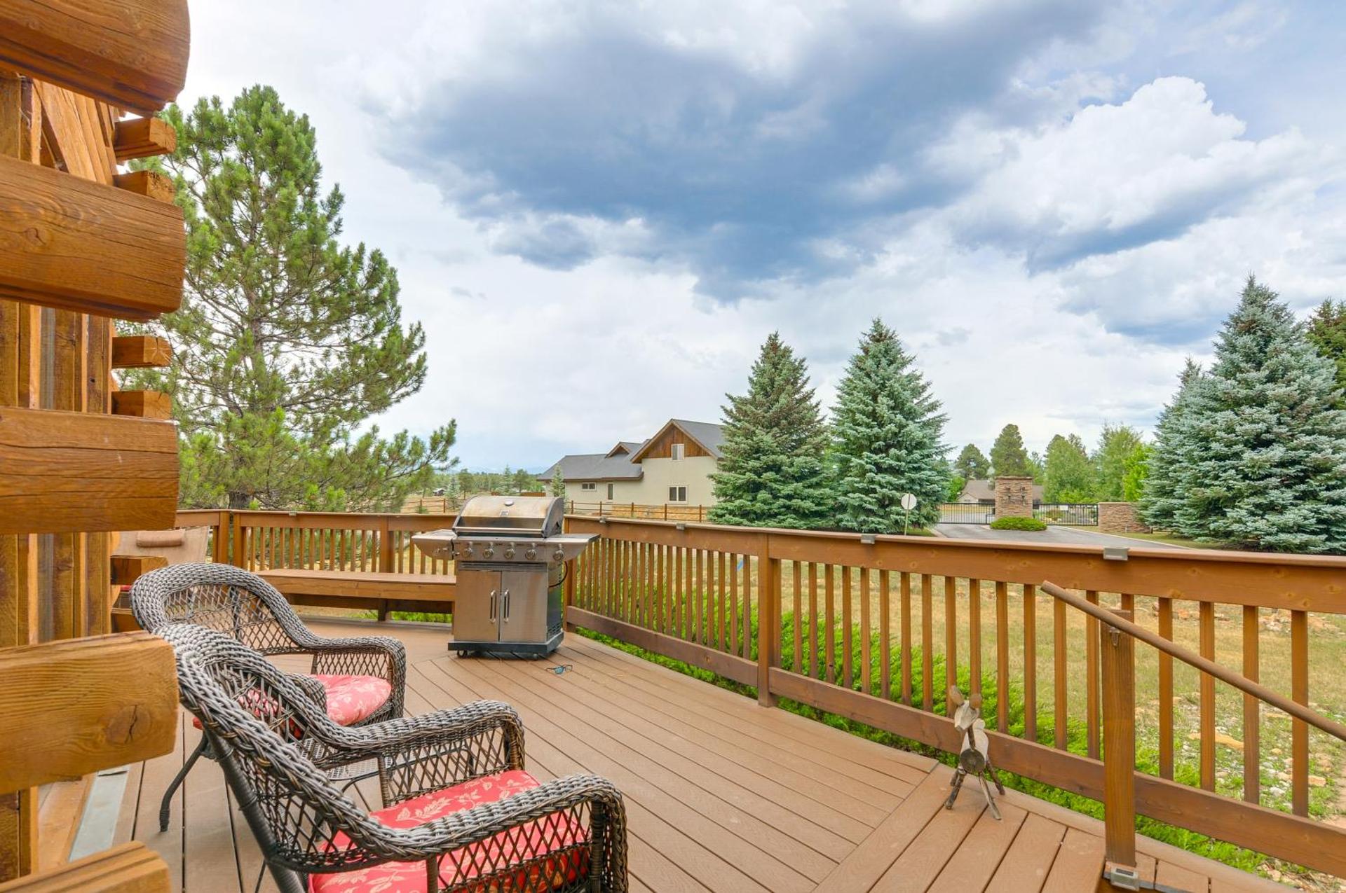 Rustic Pagosa Lakes Cabin with Deck and Grill!