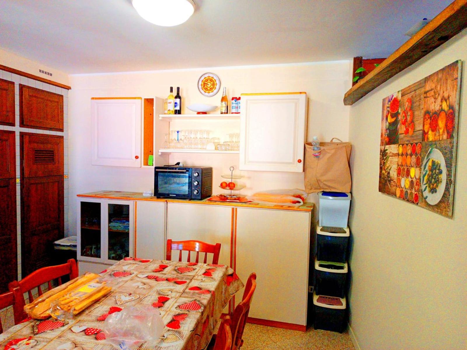 Kitchen or kitchenette