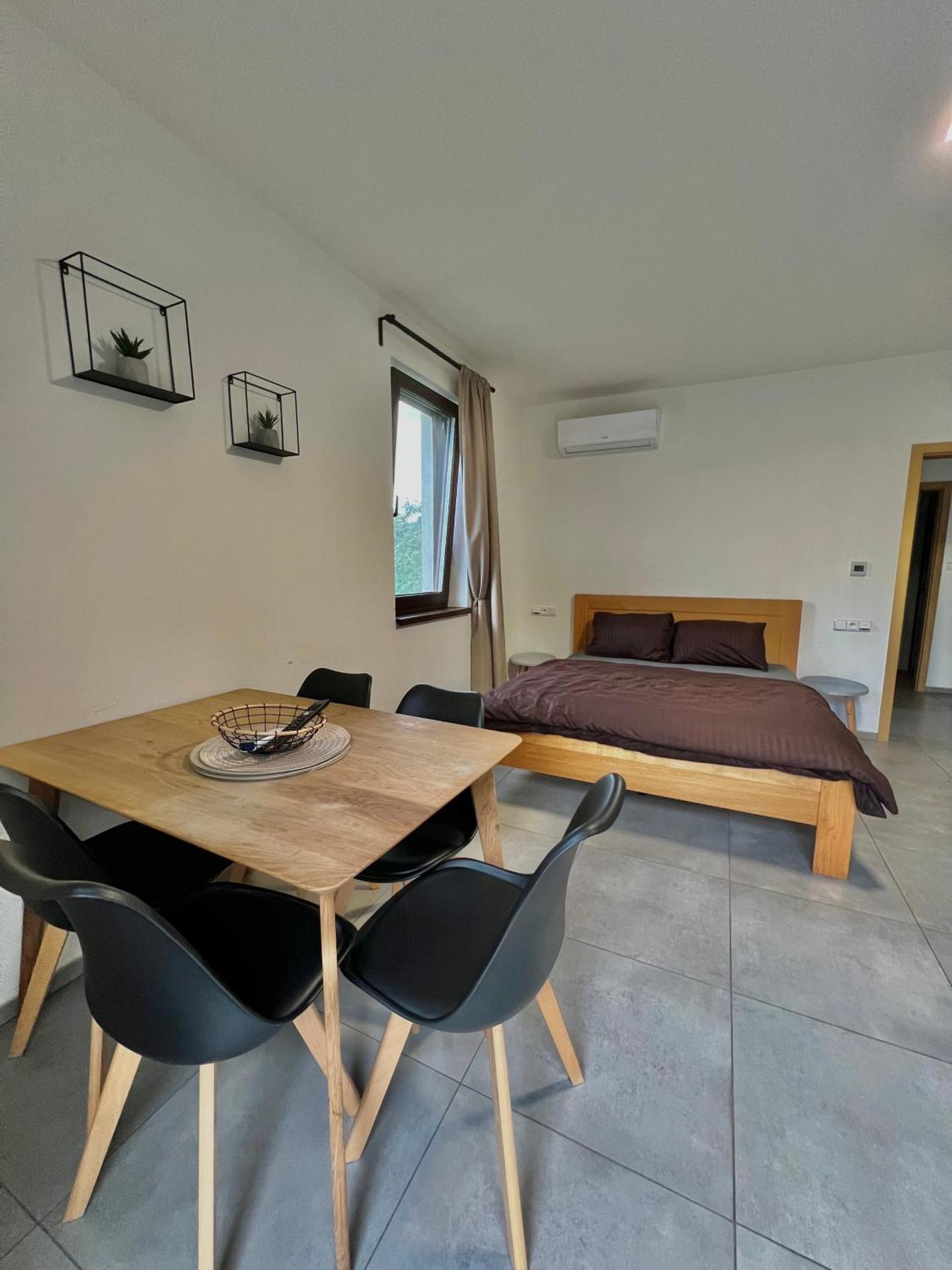 Ubytování Pálava Perná