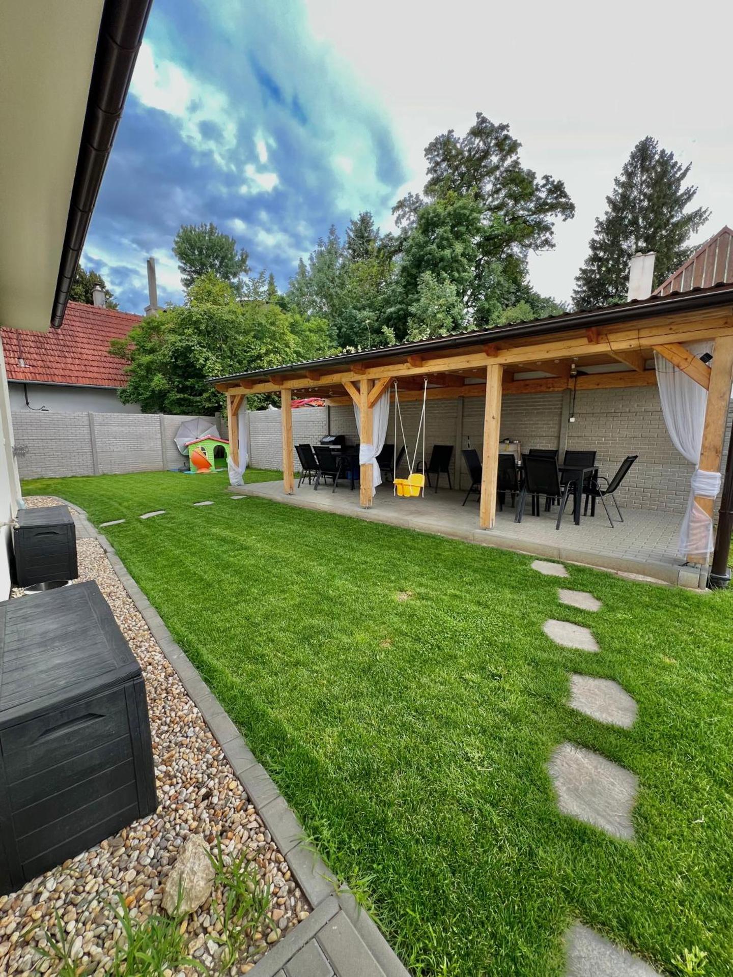 Ubytování Pálava Perná