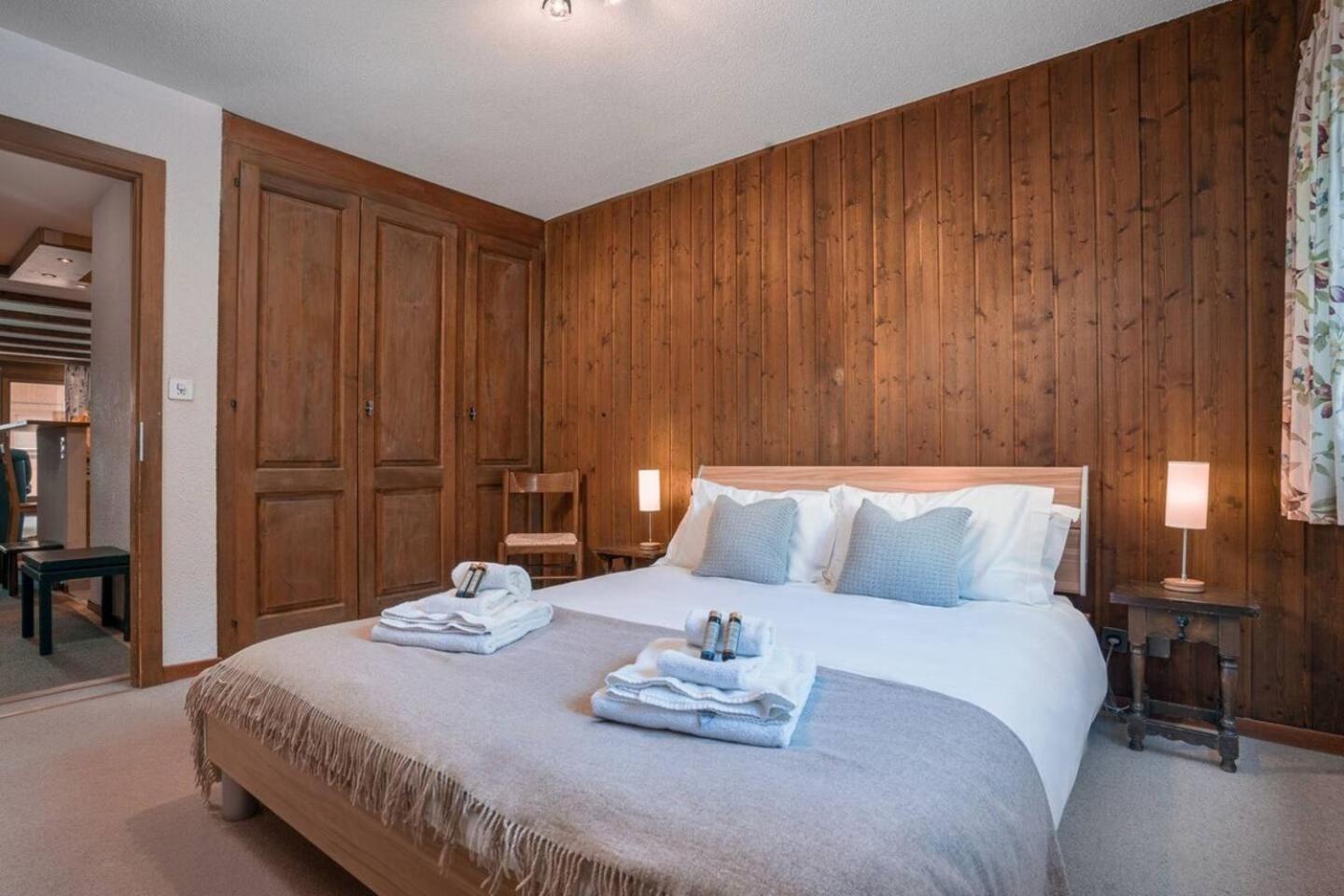 La Ruinette-charming 2-bed with pool & gym access