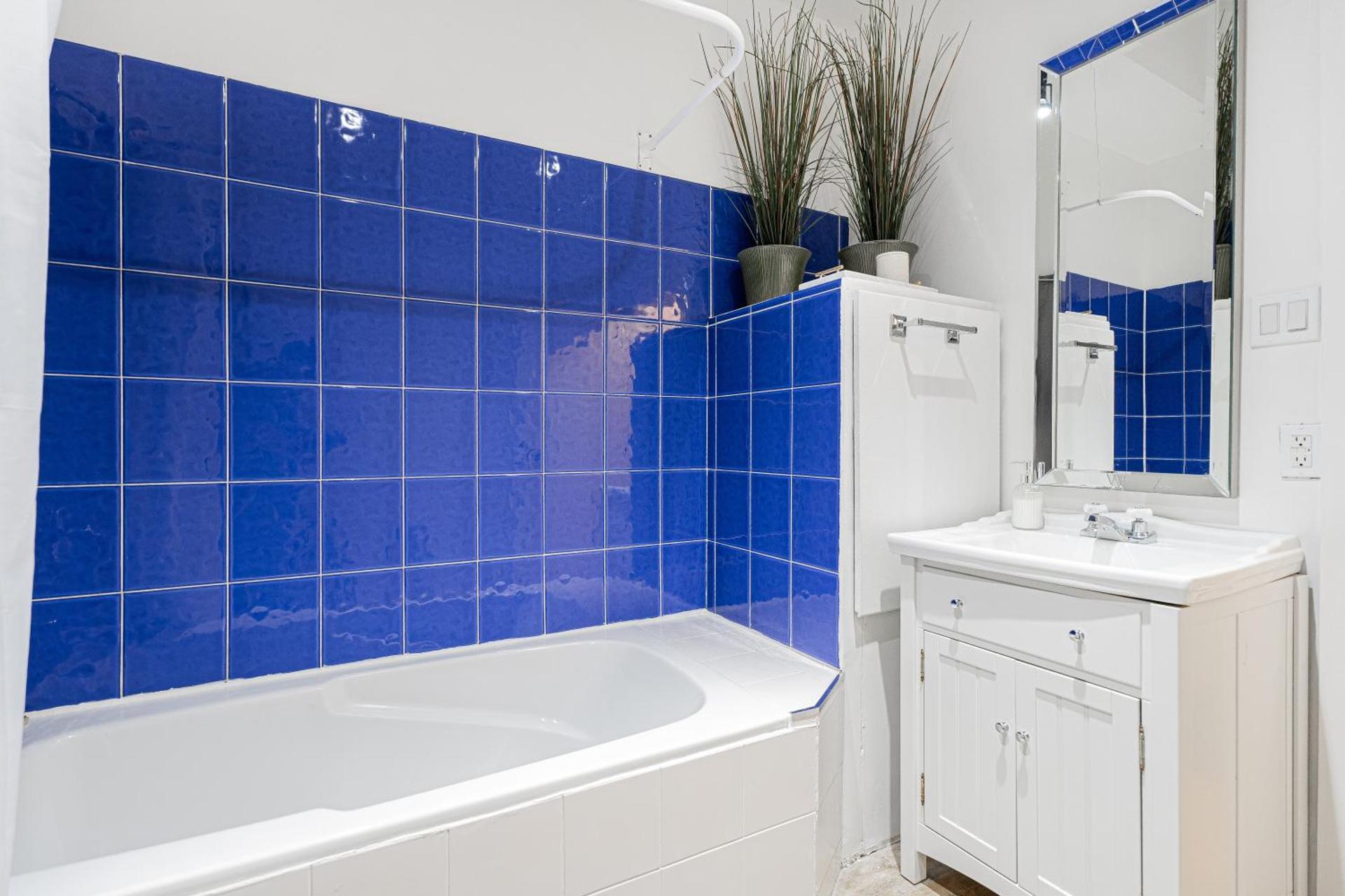 Suite La Madame - Designer Downtown Nest